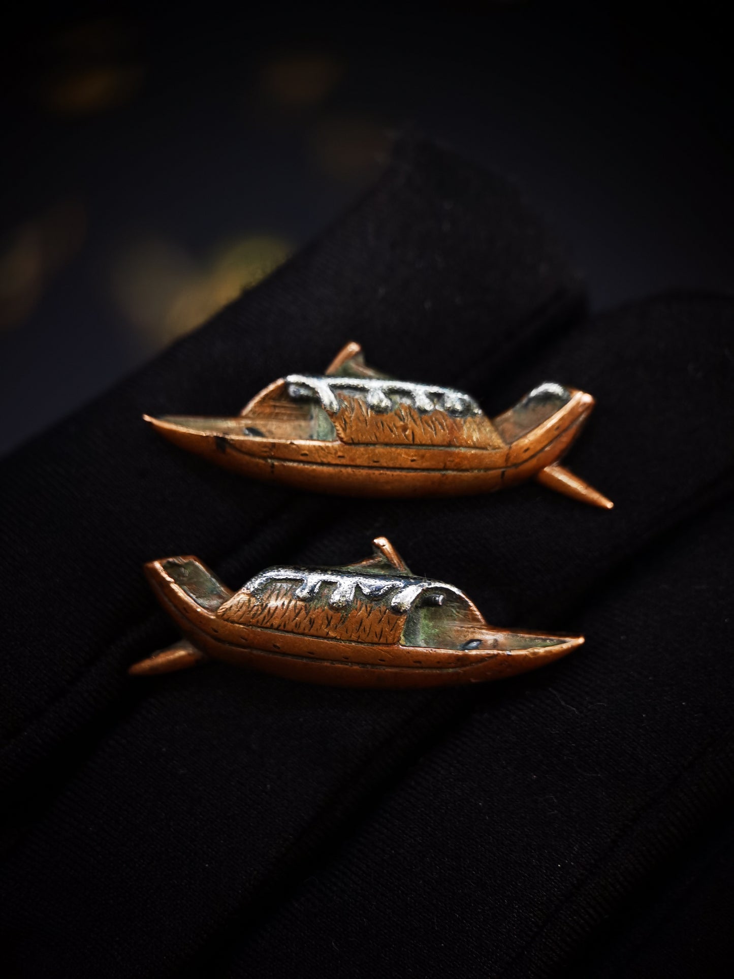 Japanese Boat with canopy Menuki for Wakziashi and Tanto Edo Period Antique C066