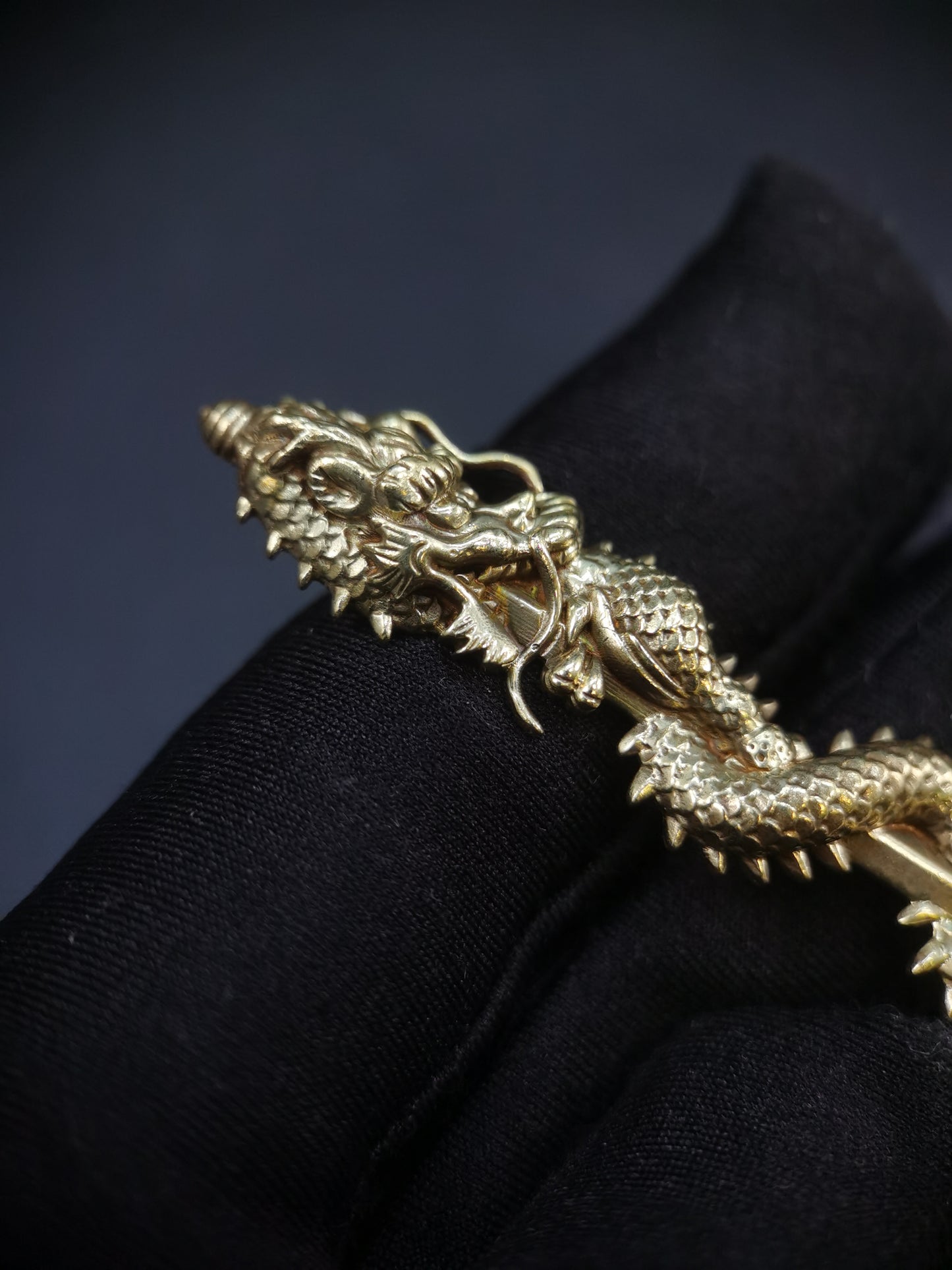 Japanese Type BIG Kurikara Dragon Menuki for Katana Tachi Hand-Tachi, Y170