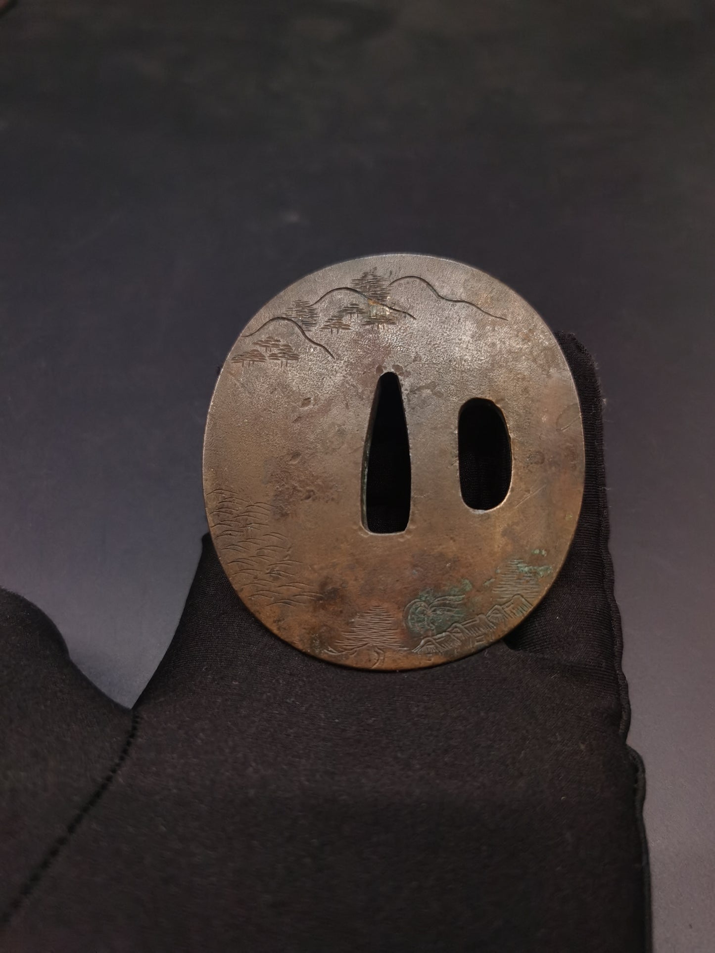 Japanese Landscape Tsuba for Katana and Wakziashi Edo Period Antique A217