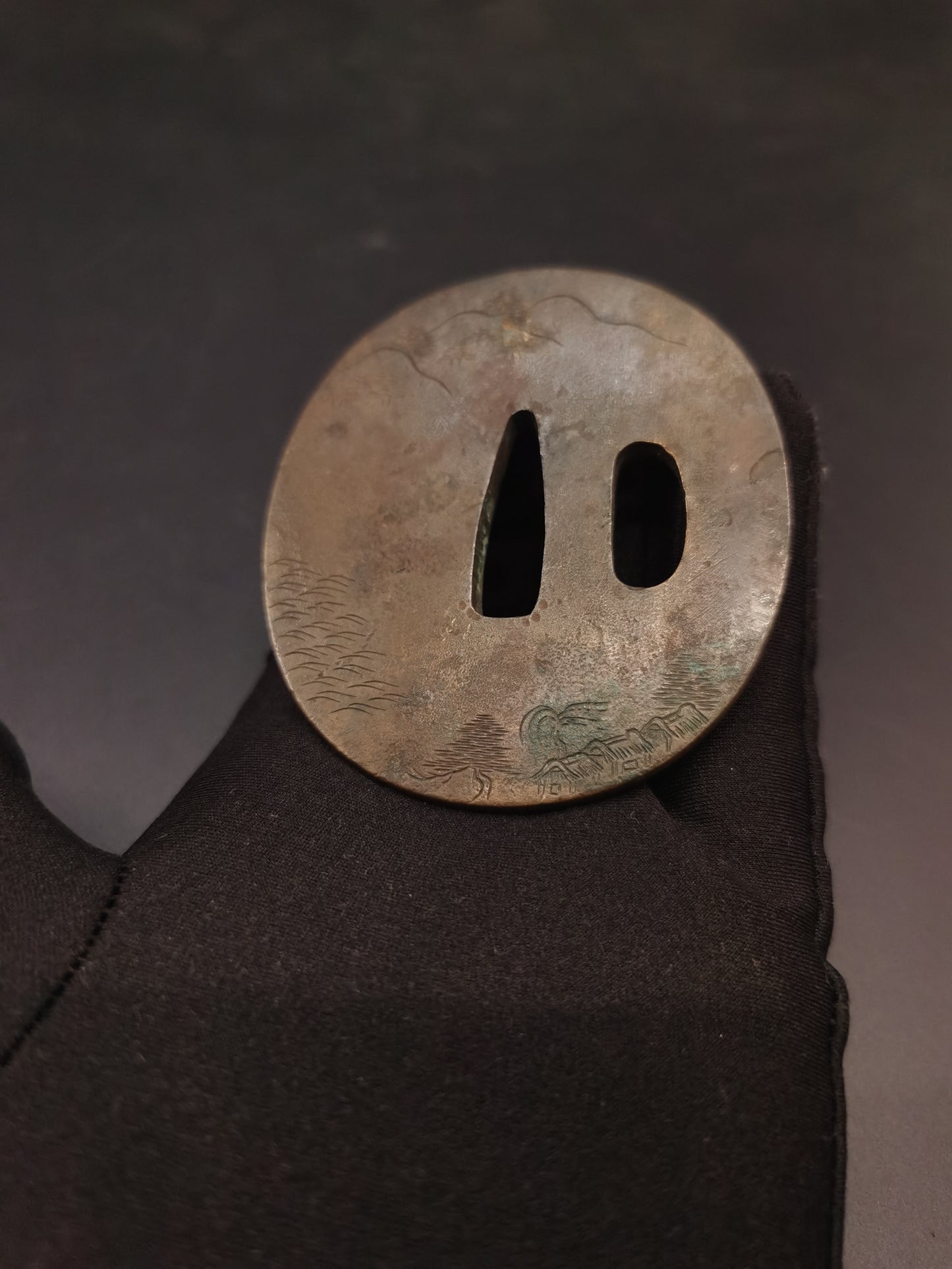 Japanese Landscape Tsuba for Katana and Wakziashi Edo Period Antique A217