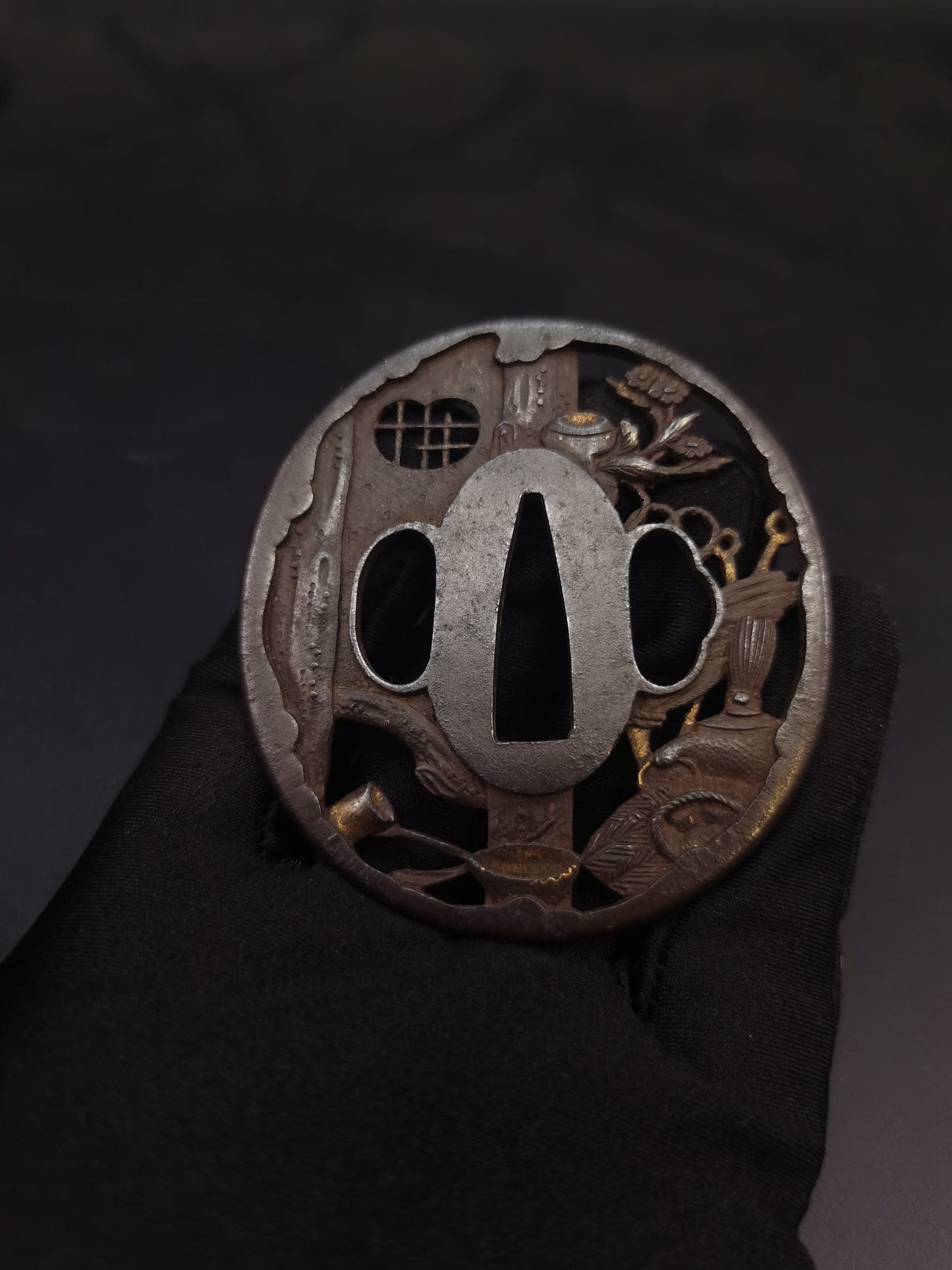 Japanese Tea House Pattern Tsuba for Wakziashi Edo Period  Antique A218