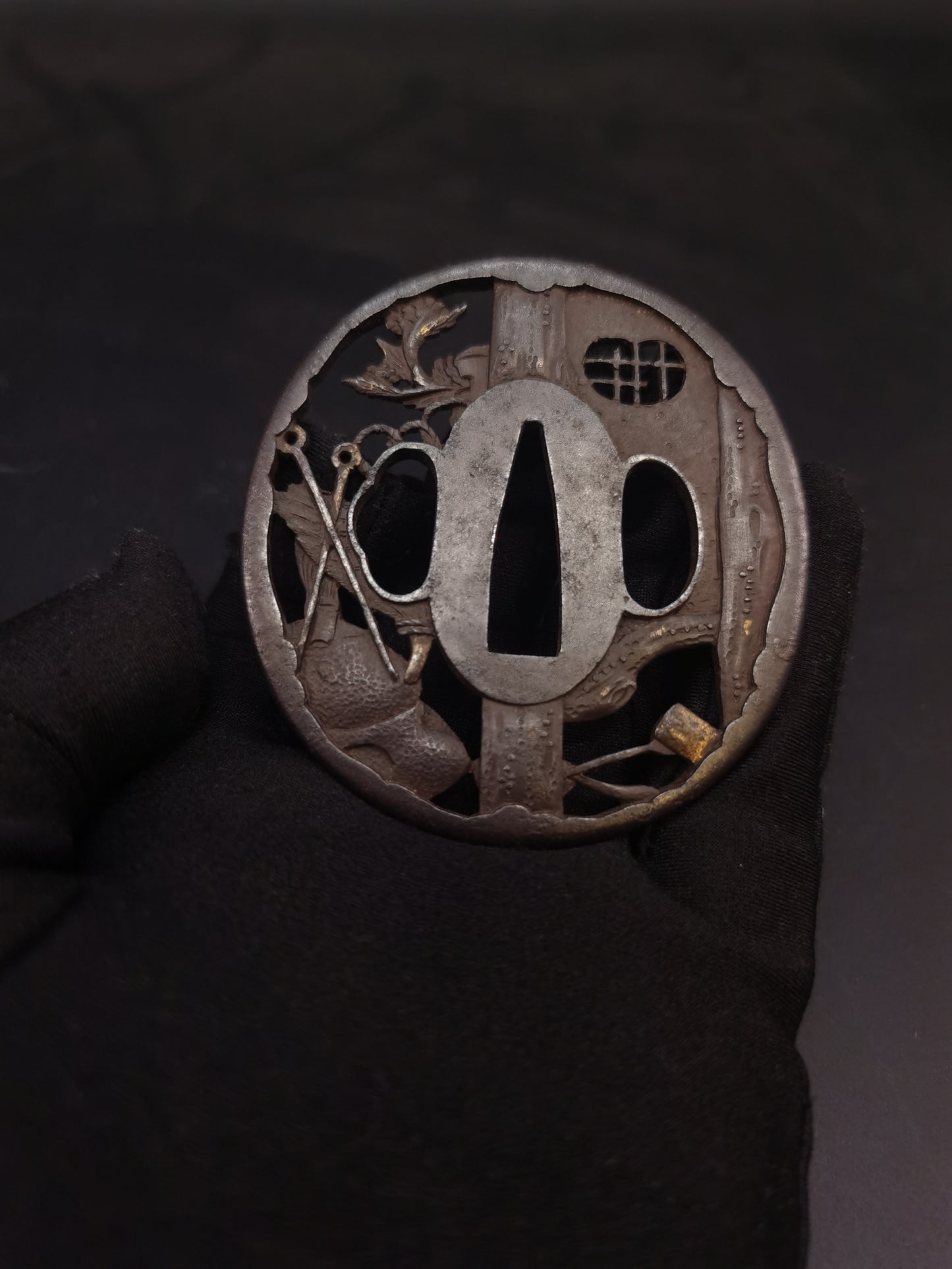 Japanese Tea House Pattern Tsuba for Wakziashi Edo Period  Antique A218