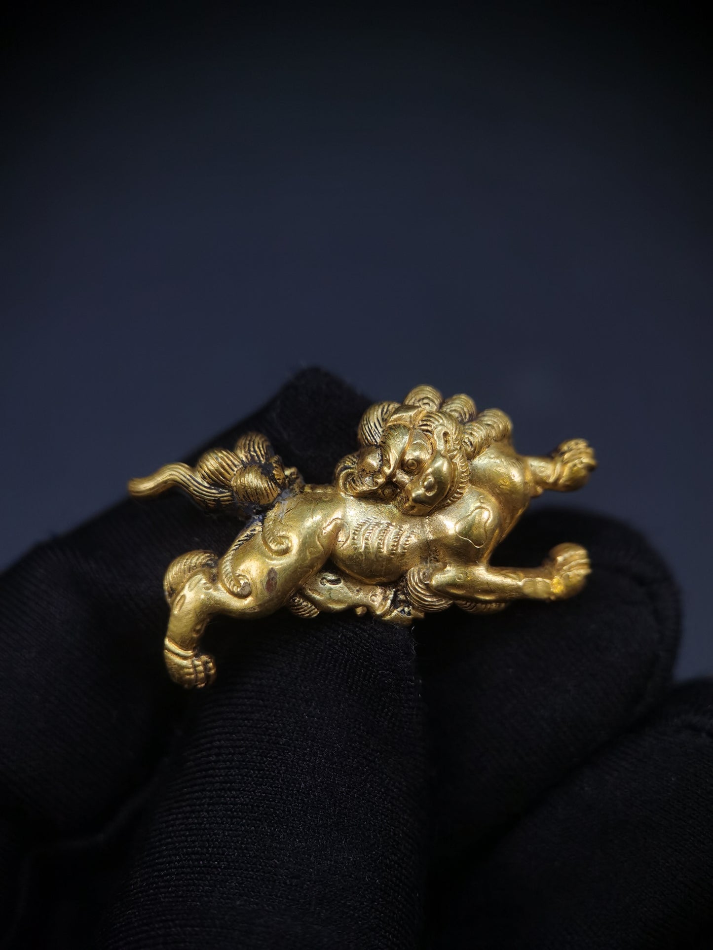 Japanese Lion Dog Pattern Menuki for Katana Wakziashi and Tanto C067
