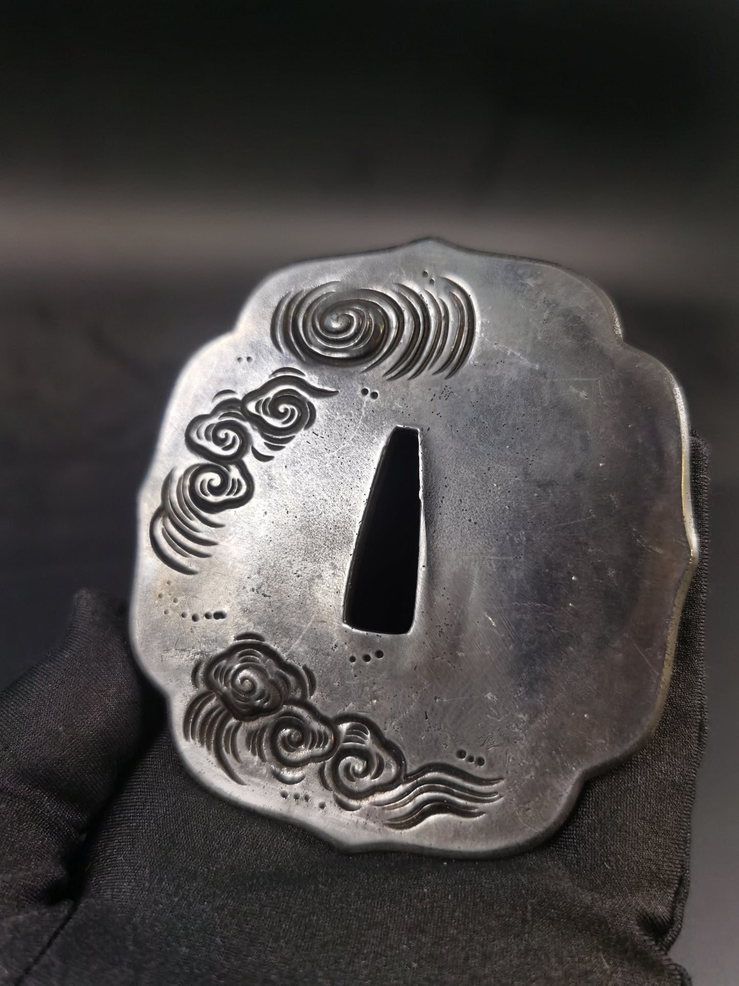 Japanese Type Cloud Dragon Pattern Tsuba for Tachi and Hand-Tachi, Y164