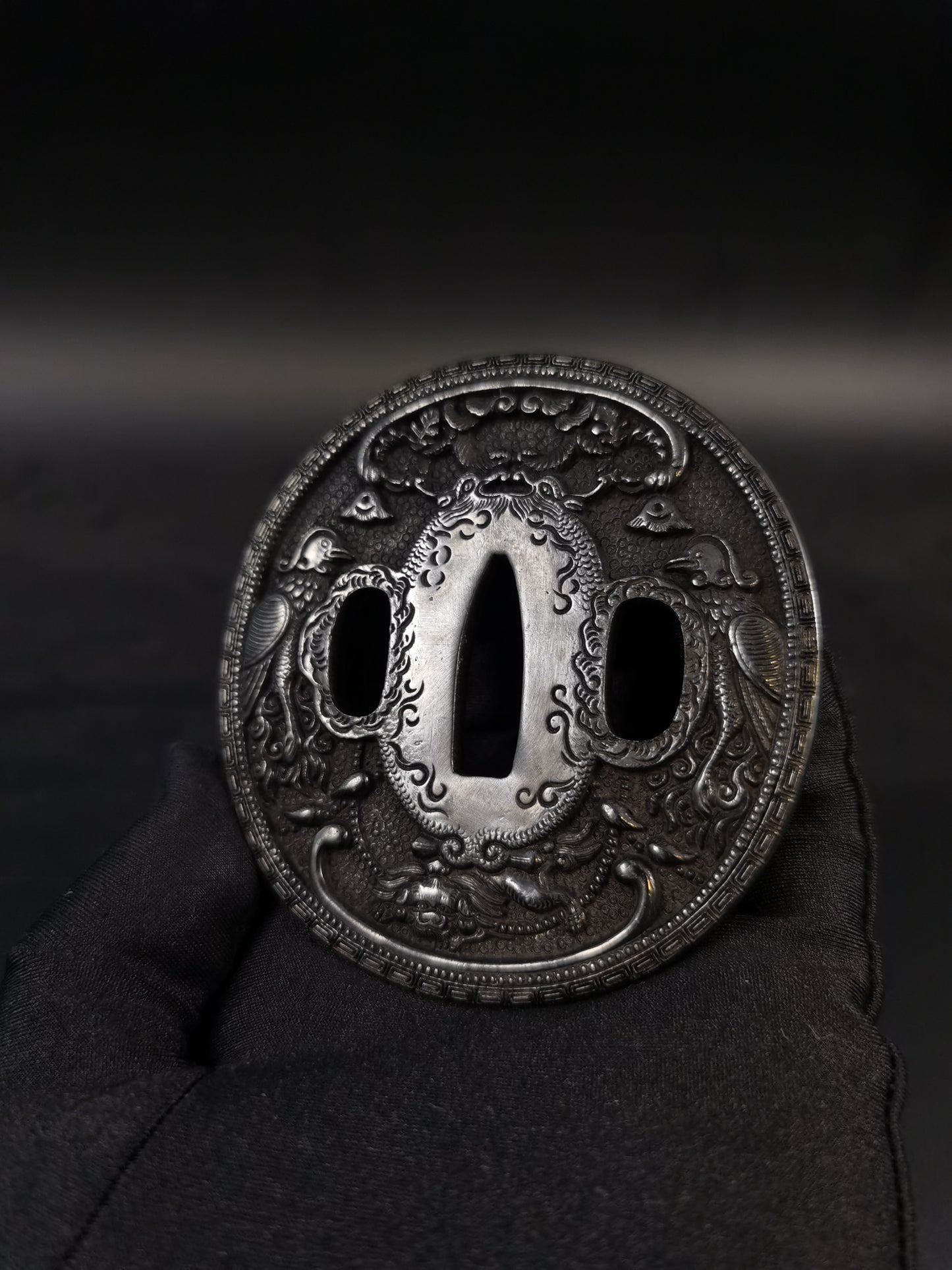 Japanese Type Dragon Phoenix Lion Pattern Tsuba for Katana and Wakziashi Y163