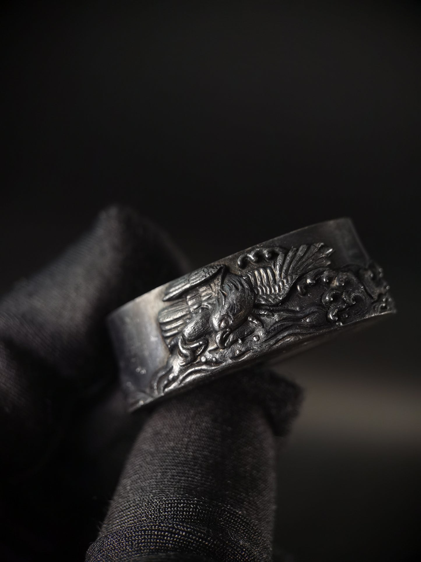 Japanese Type Waves and Flying Eagle Fuchi & Kashira for Katana and Wakziashi,Y166