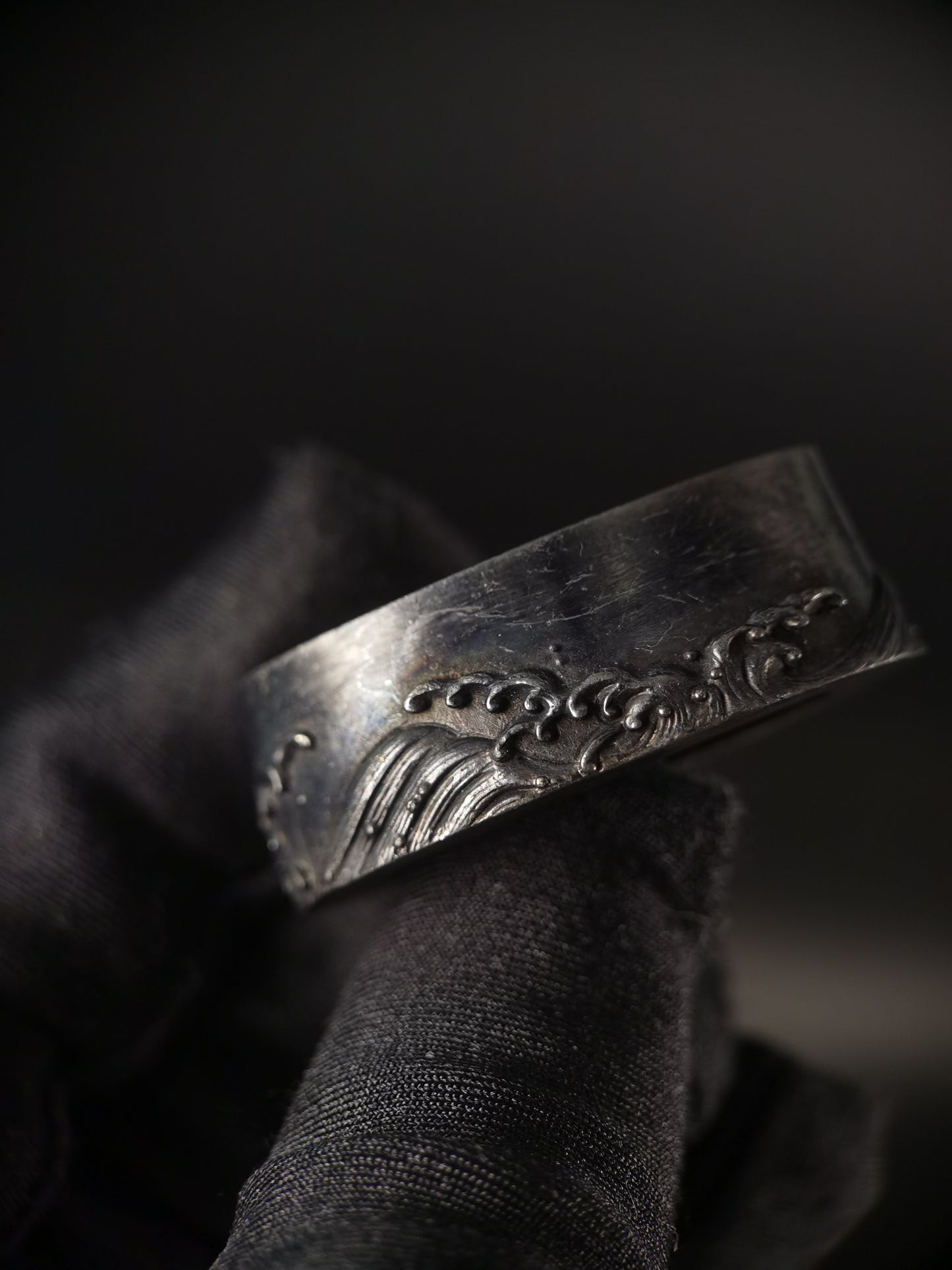 Japanese Type Waves and Flying Eagle Fuchi & Kashira for Katana and Wakziashi,Y166