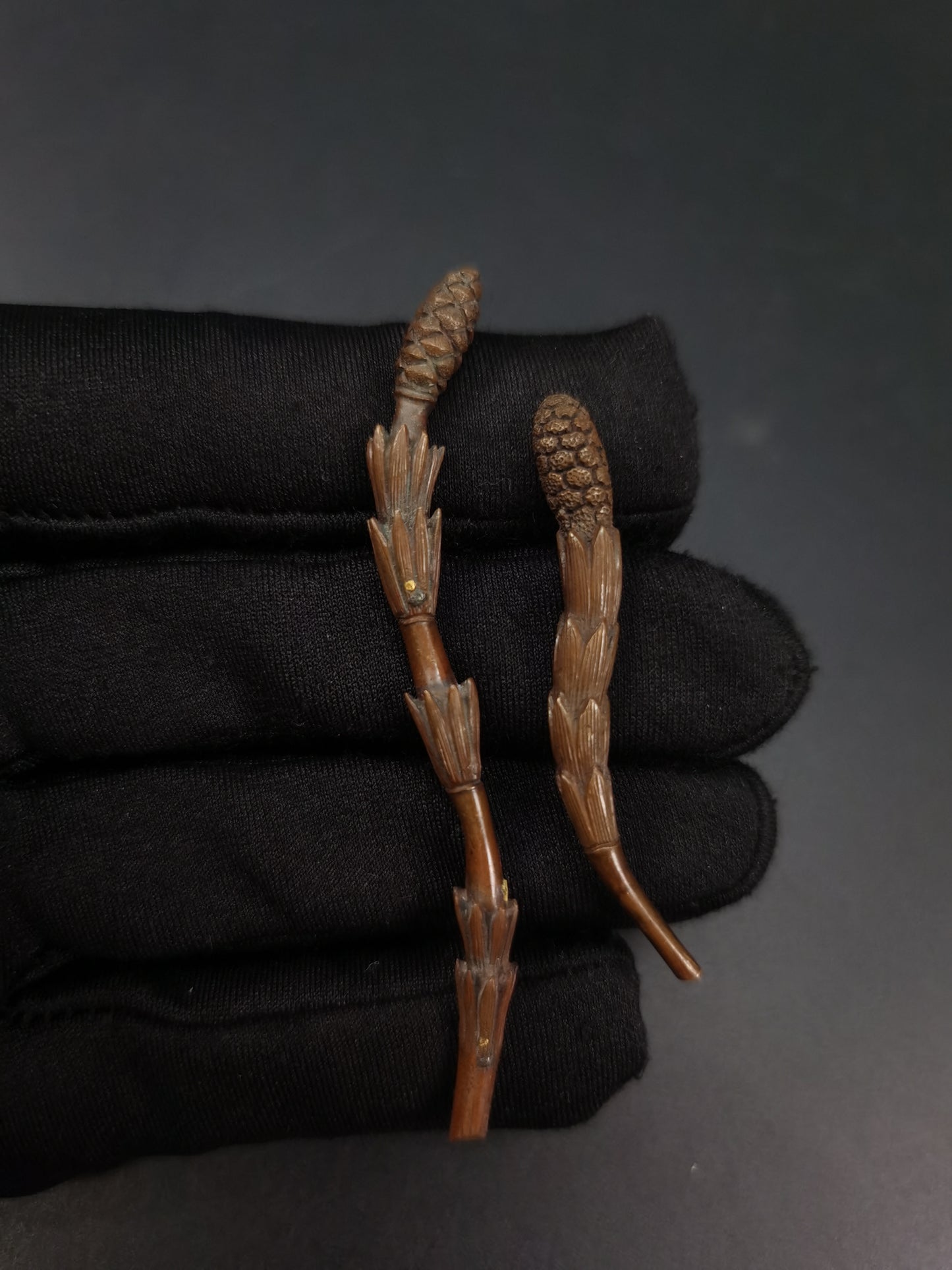 Japanese Type Horsetail Menuki for Katana and Wakziashi Edo Period Antique C081