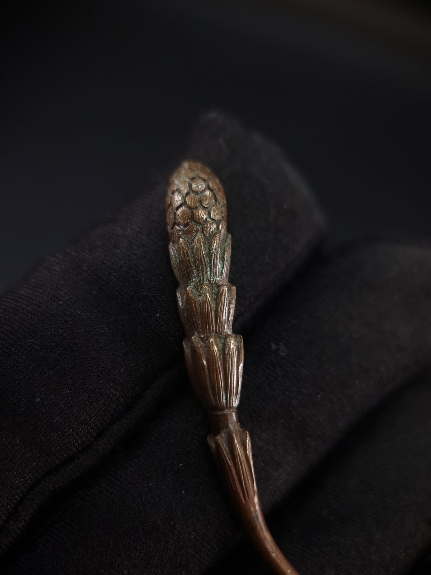 Japanese Type Horsetail Menuki for Katana and Wakziashi Edo Period Antique C081