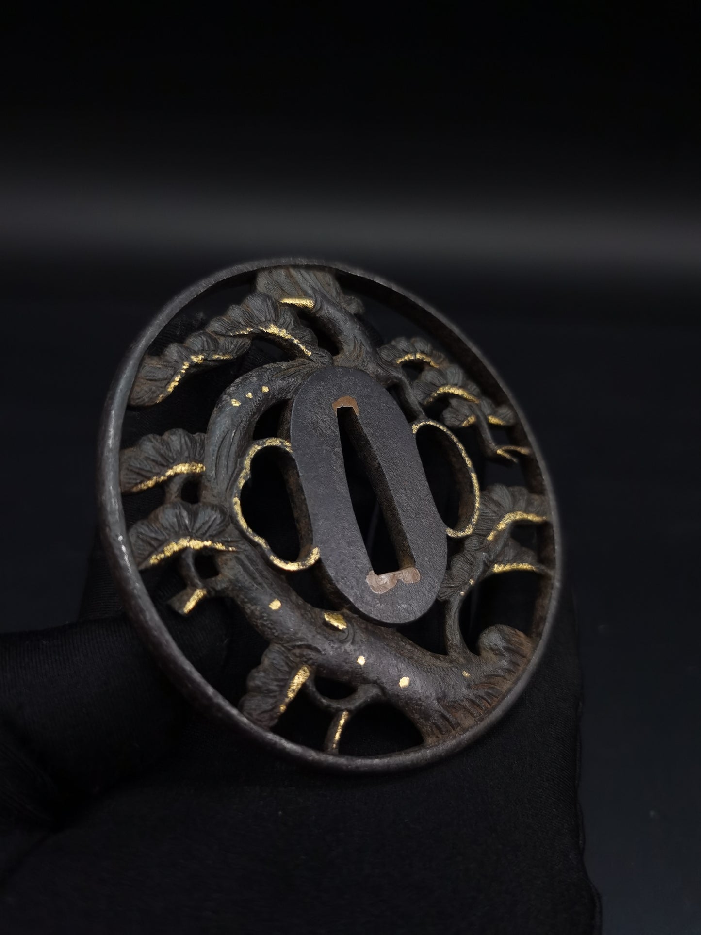 Japanese Pine tree Sukashibori Tsuba for Katana and Wakziashi Edo Period Antique A229