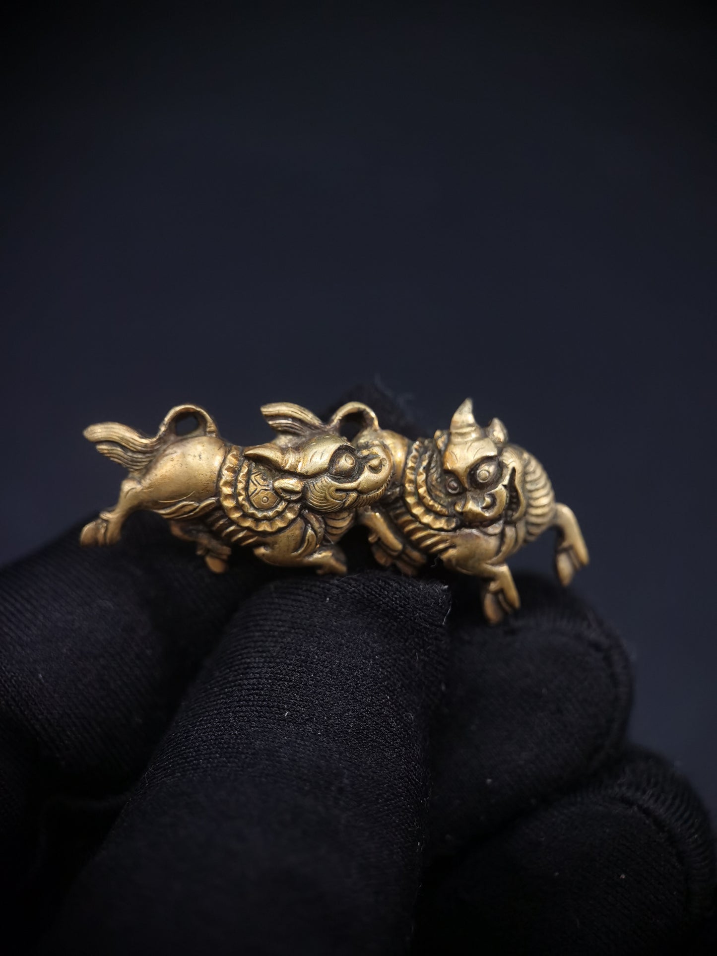 Japanese Type Double Qilin Menuki for Katana and Wakziashi Edo Period Antique C083