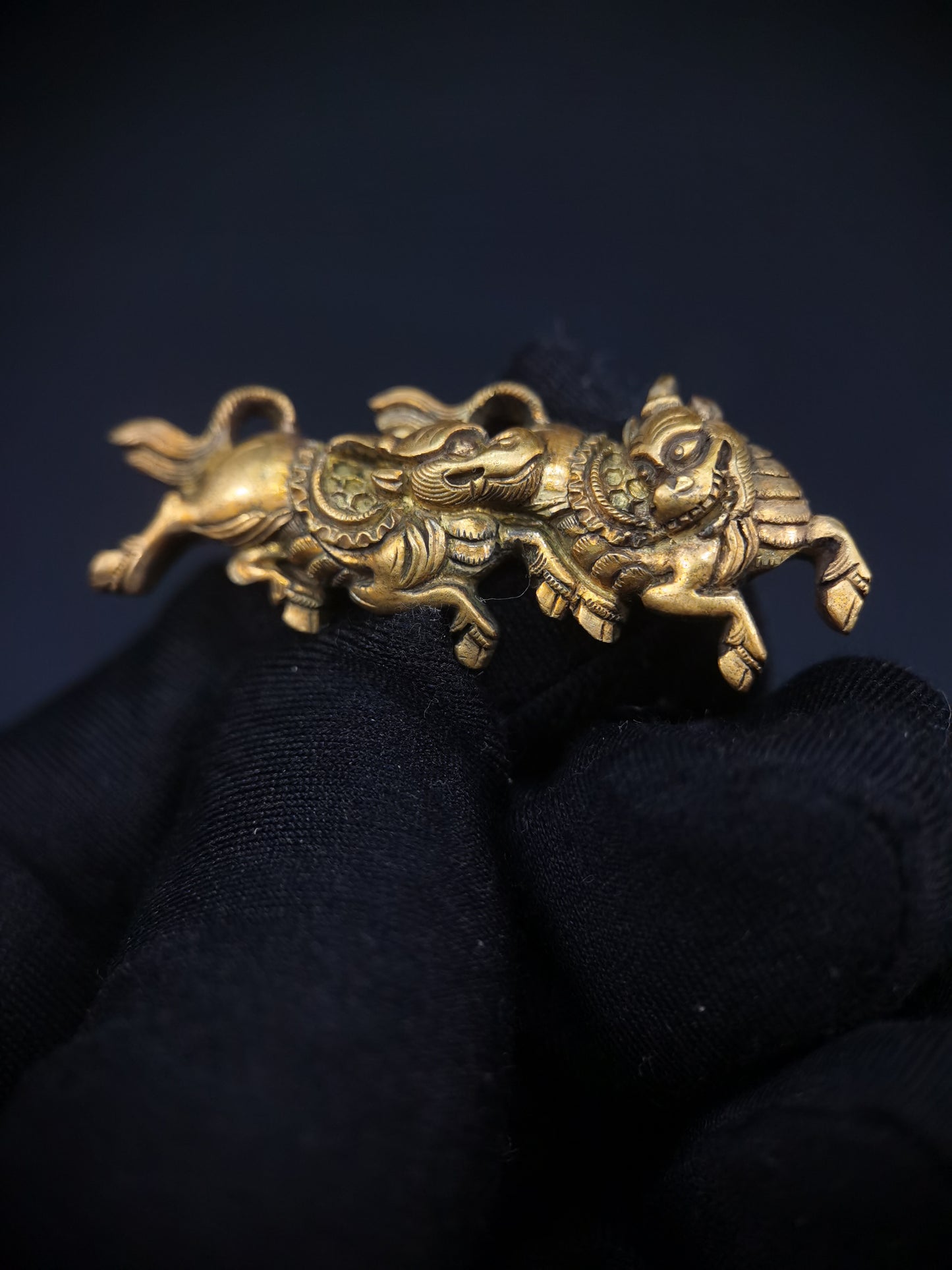 Japanese Type Double Qilin Menuki for Katana and Wakziashi Edo Period Antique C083
