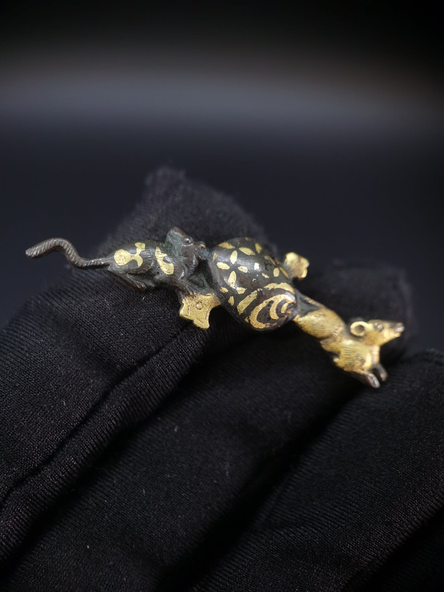Japanese Lack Hammer and Mice Menuki for Katana and Wakziashi Edo Period Antique C087