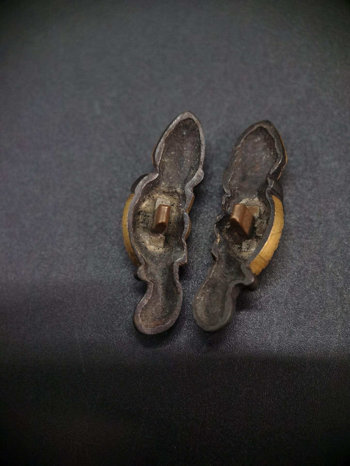 Japanese Type Shell Menuki for Katana and Wakziashi Edo Period Antique C088
