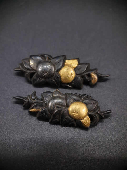 Japanese Type Tangerine Menuki for Katana and Wakziashi Edo Period Antique C093