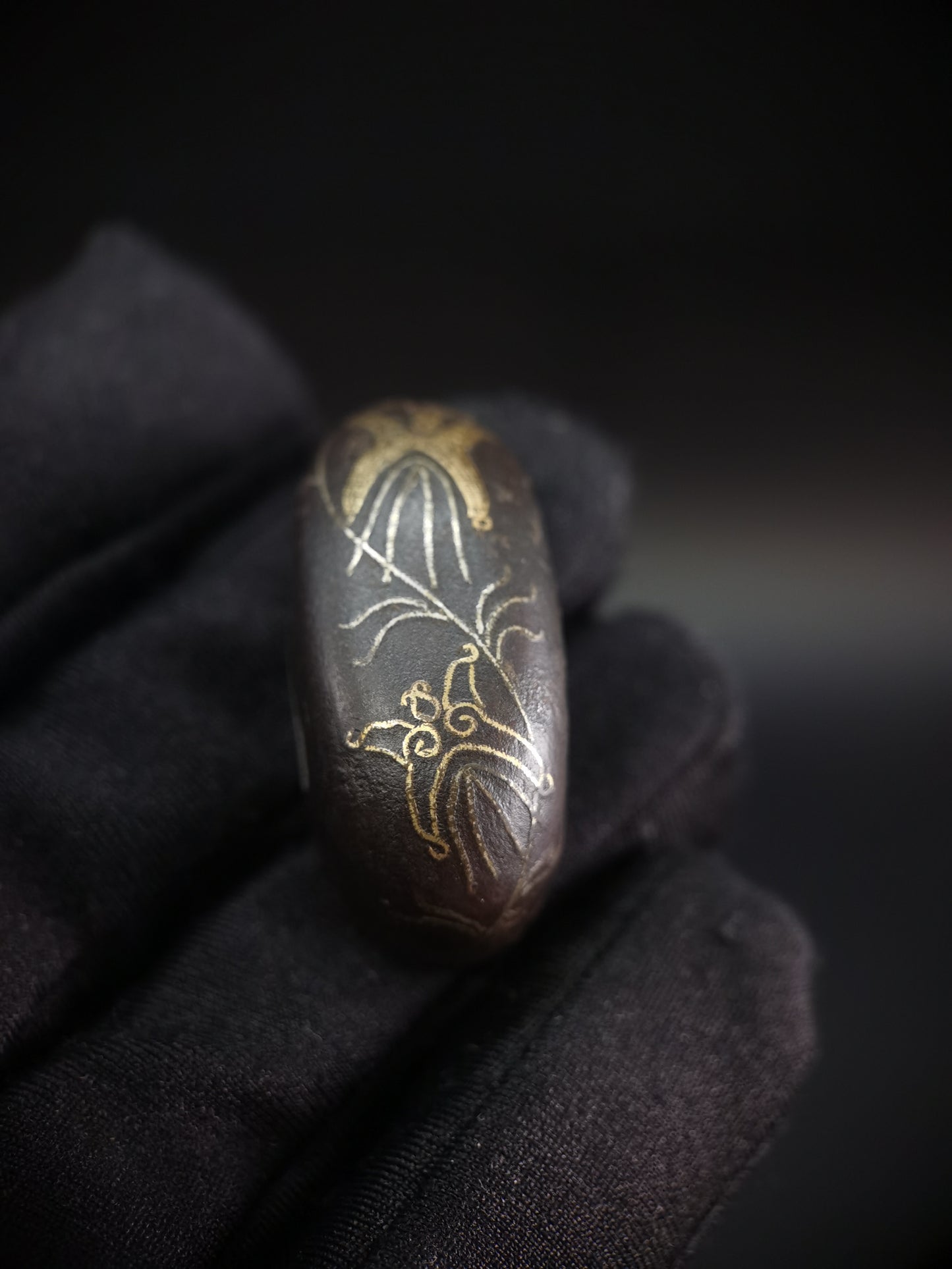 Japanese Flower Pattern Single Kashira for Katana Wakziashi Edo Period Antique G022