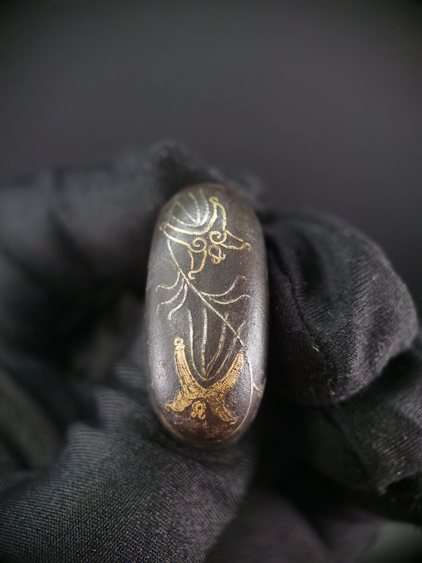 Japanese Flower Pattern Single Kashira for Katana Wakziashi Edo Period Antique G022
