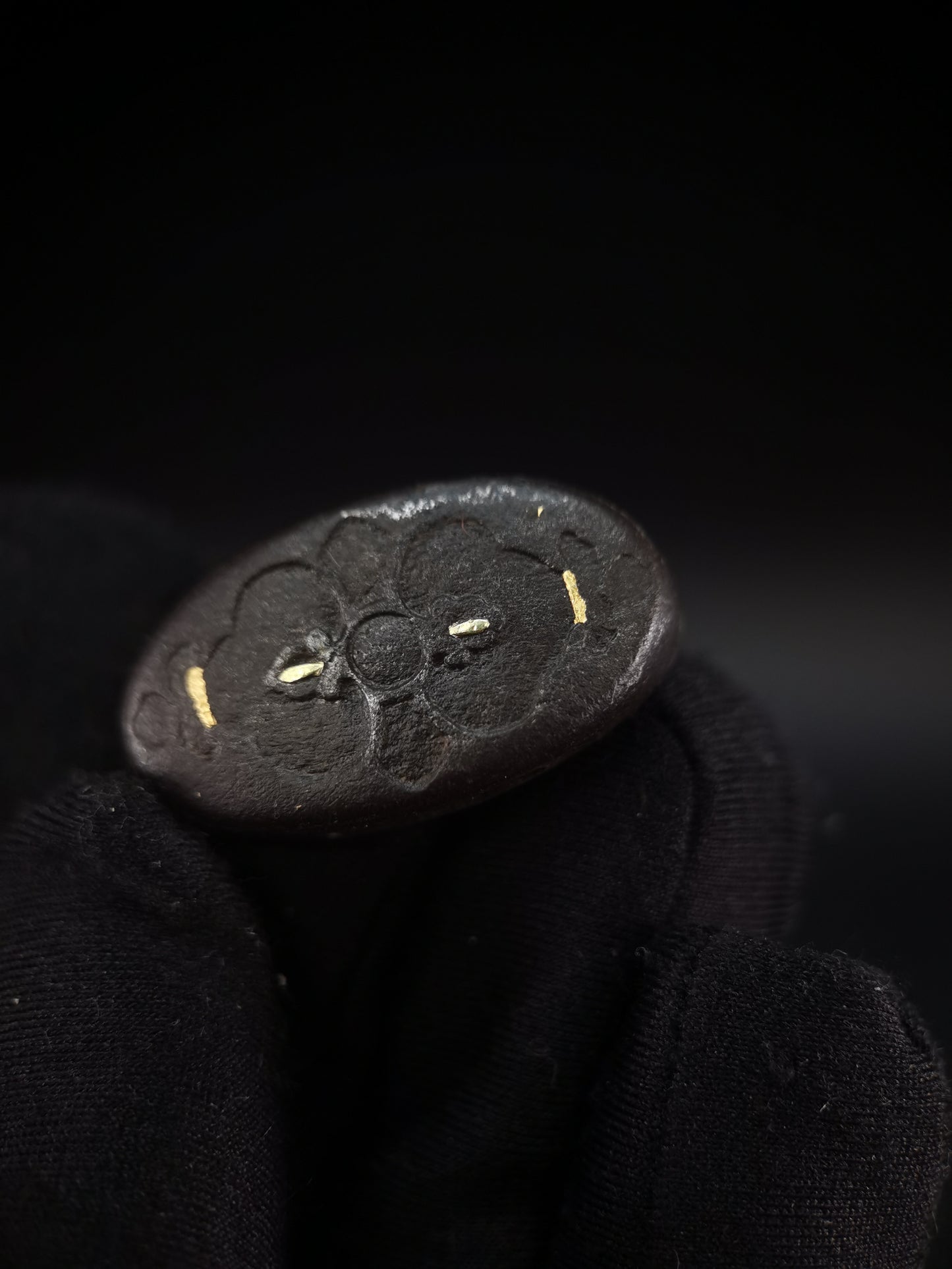 Japanese Flower Pattern Single Kashira for Katana Wakziashi Edo Period Antique G048