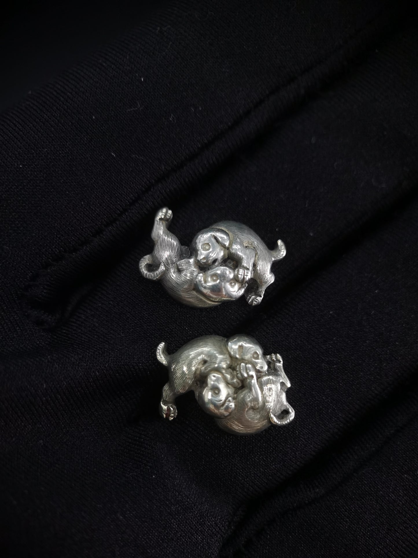 Japanese Type Playful puppy Pattern Menuki for Wakziashi and Tanto C099