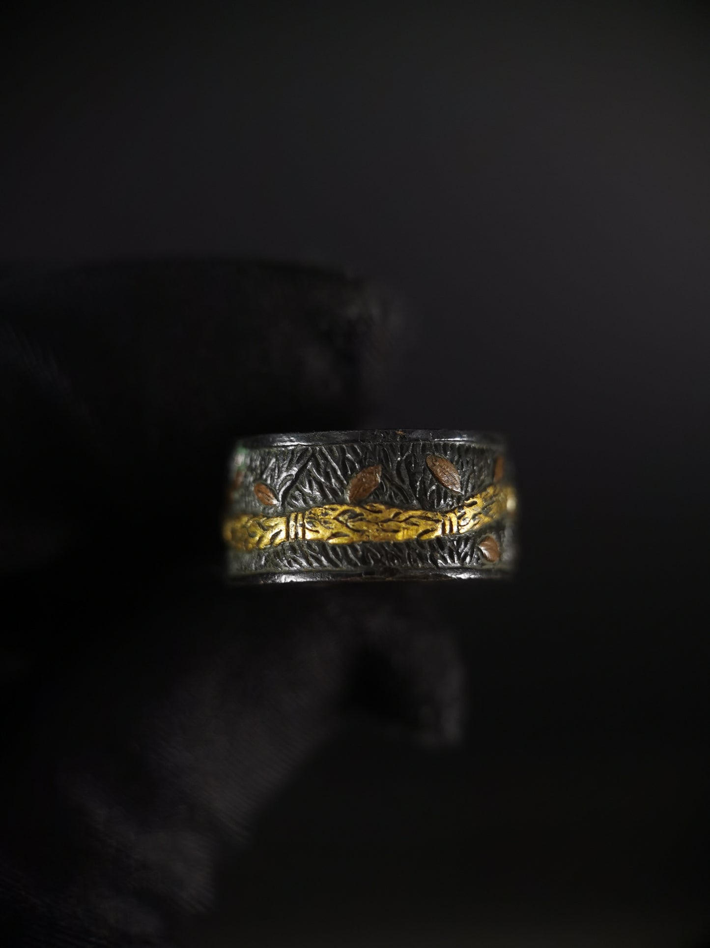 Japanese Shrine Ritual Rope Pattern Single Fuchi for Katana Wakziashi Edo Period Antique F154