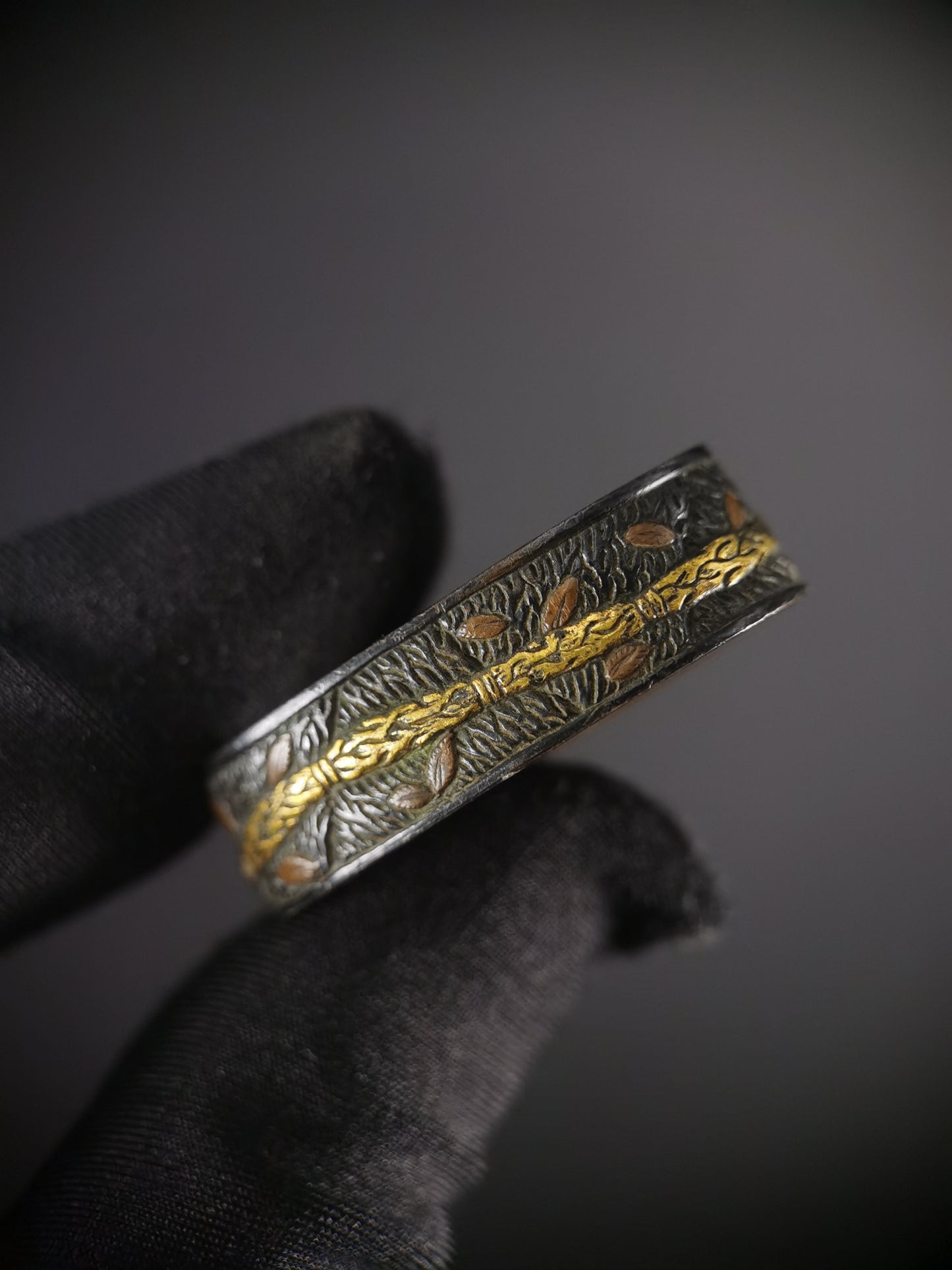 Japanese Shrine Ritual Rope Pattern Single Fuchi for Katana Wakziashi Edo Period Antique F154
