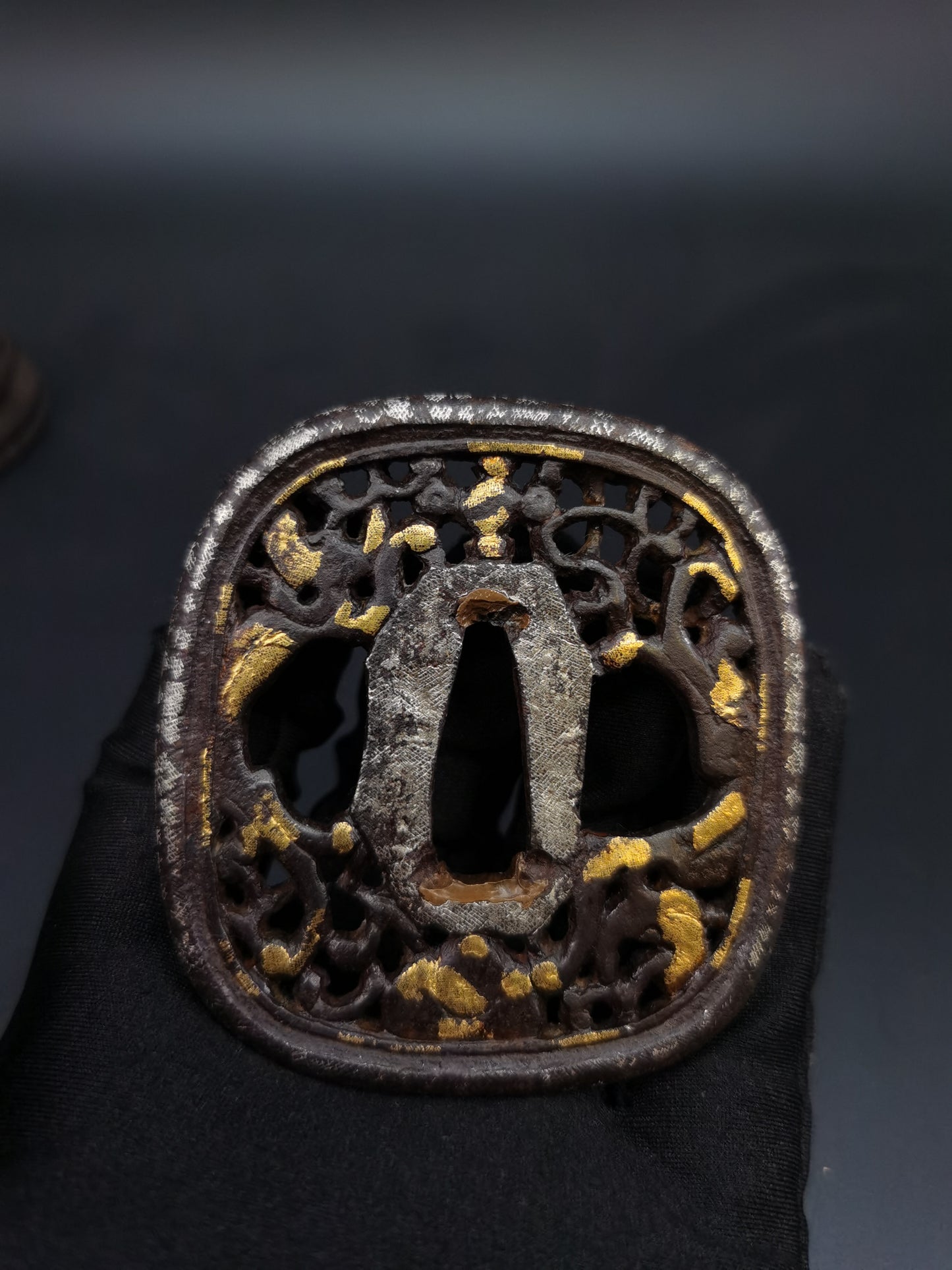 Japanese Double Dragon Tsuba for Wakzaishi Edo Period Antique A165