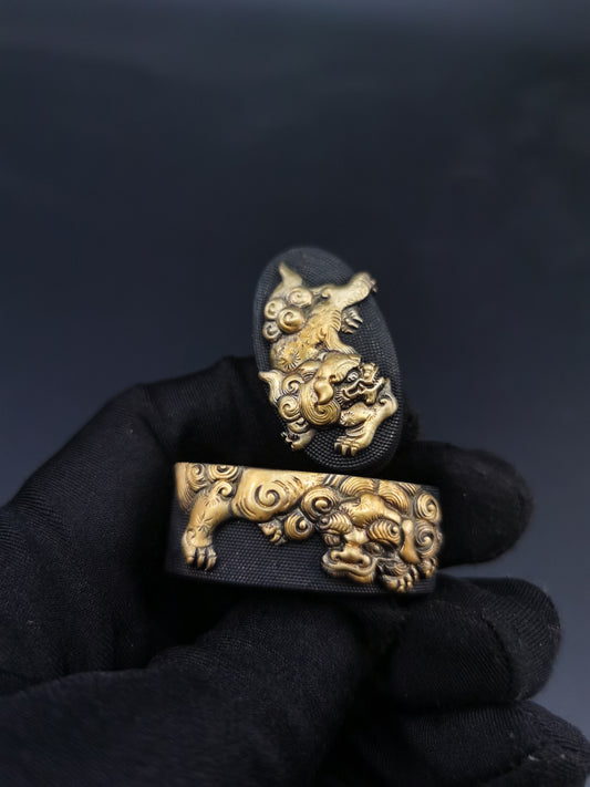 Japanese Type Big Size Gold Lion Dog pattern Fuchi & Kashira for Katana and Wakziashi,Y154