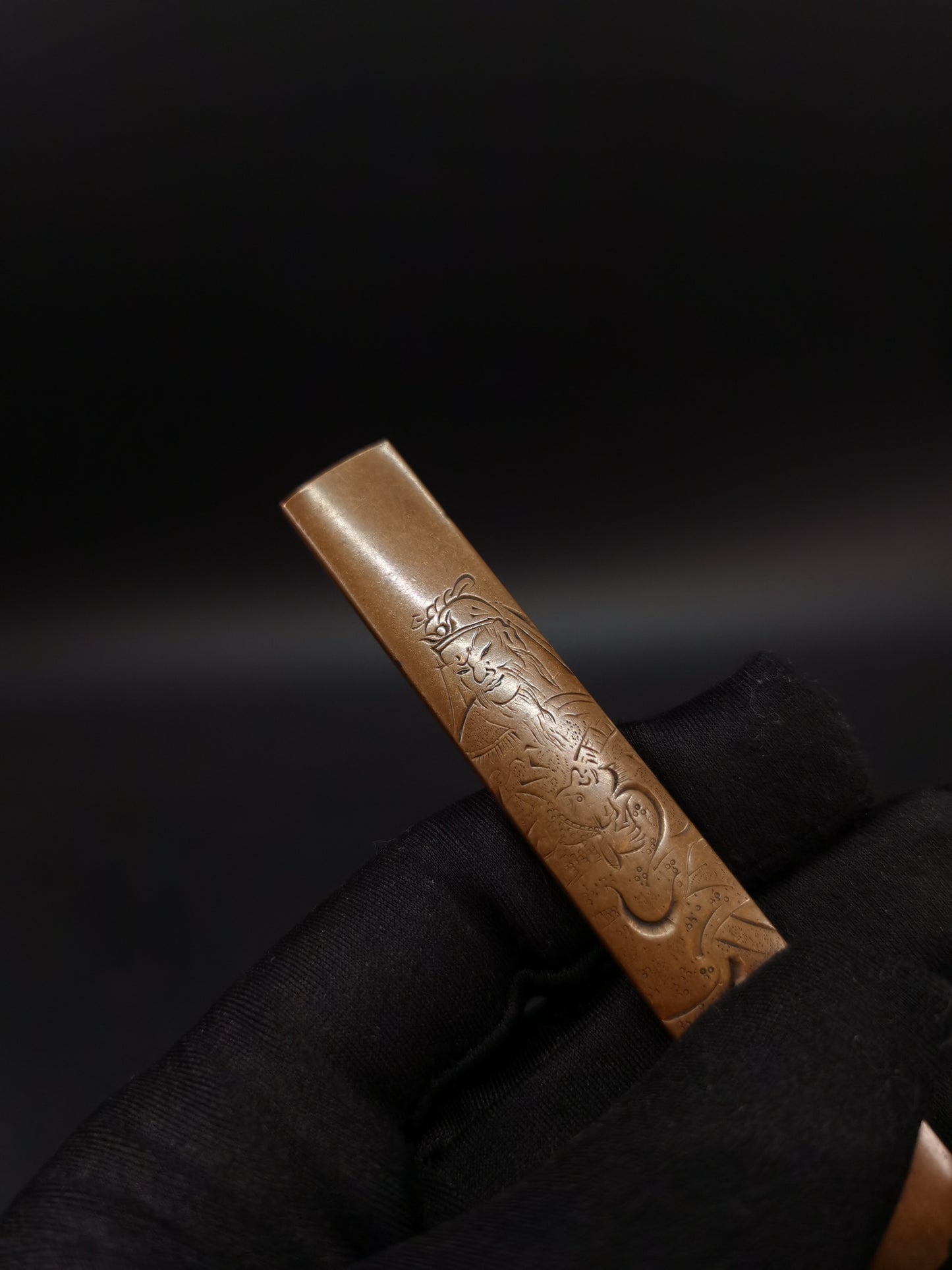 Japanese Guan Yu Defeats Hua Xiong Pattern Kozuka for wakziashi and tanto Edo period antique D112