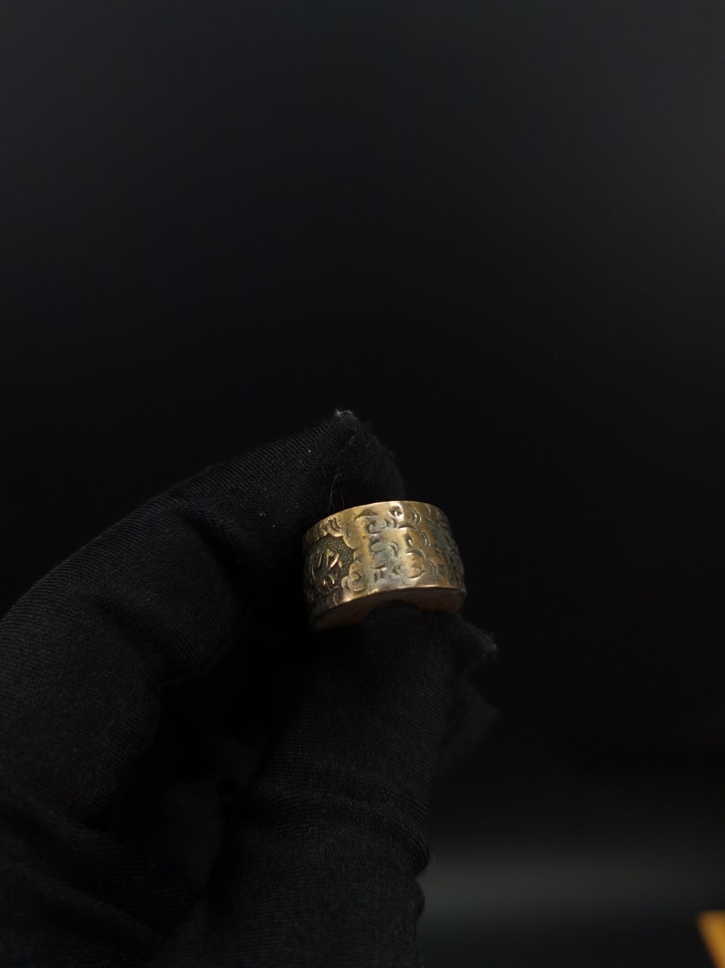 Japanese Dragon Pattern Fuchi & Kashira for Katana and Wakziashi Edo Period Antique B098