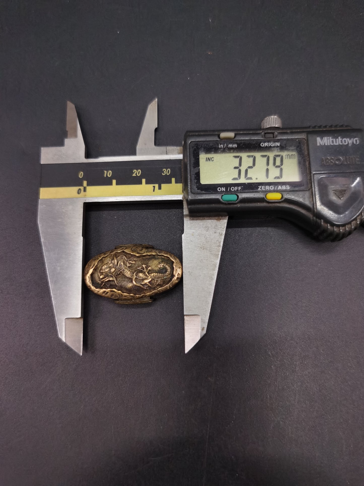 Japanese Dragon Pattern Fuchi & Kashira for Katana and Wakziashi Edo Period Antique B098