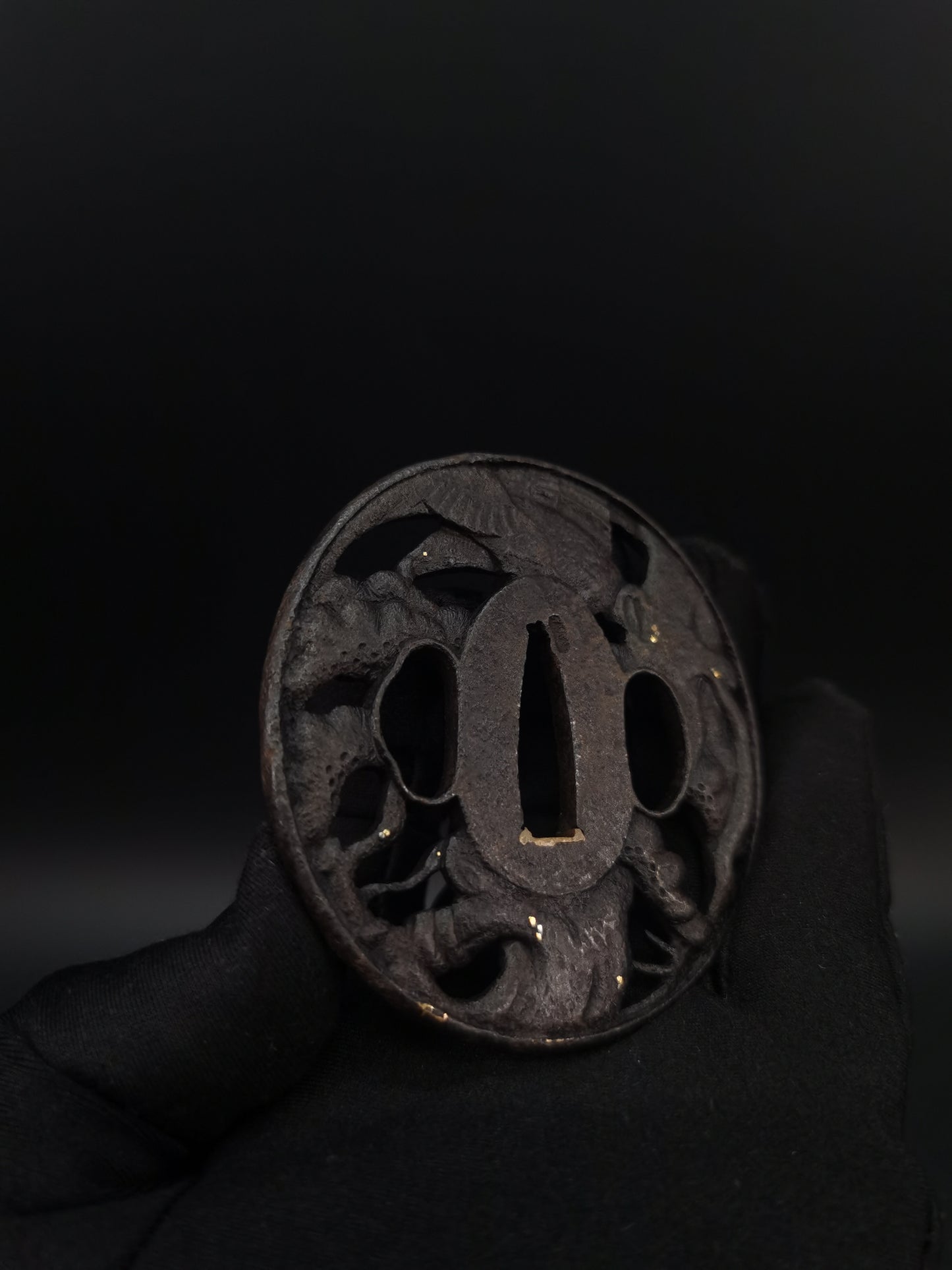 Japanese Pine and Eagle Tsuba for Katana and Wakziashi Edo Period Antique A199