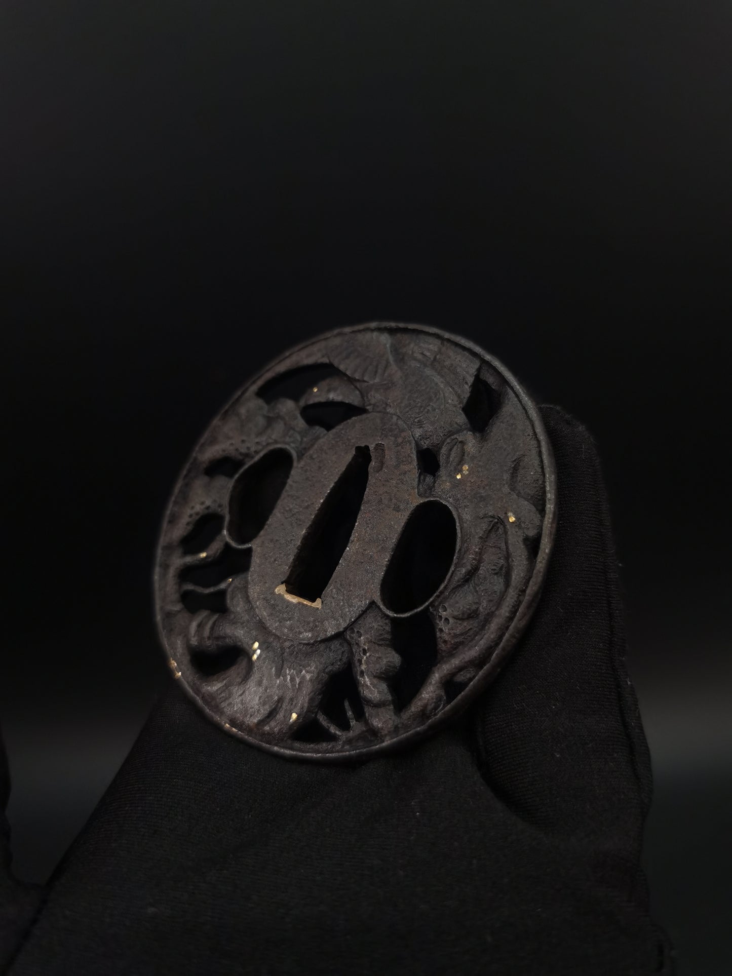 Japanese Pine and Eagle Tsuba for Katana and Wakziashi Edo Period Antique A199