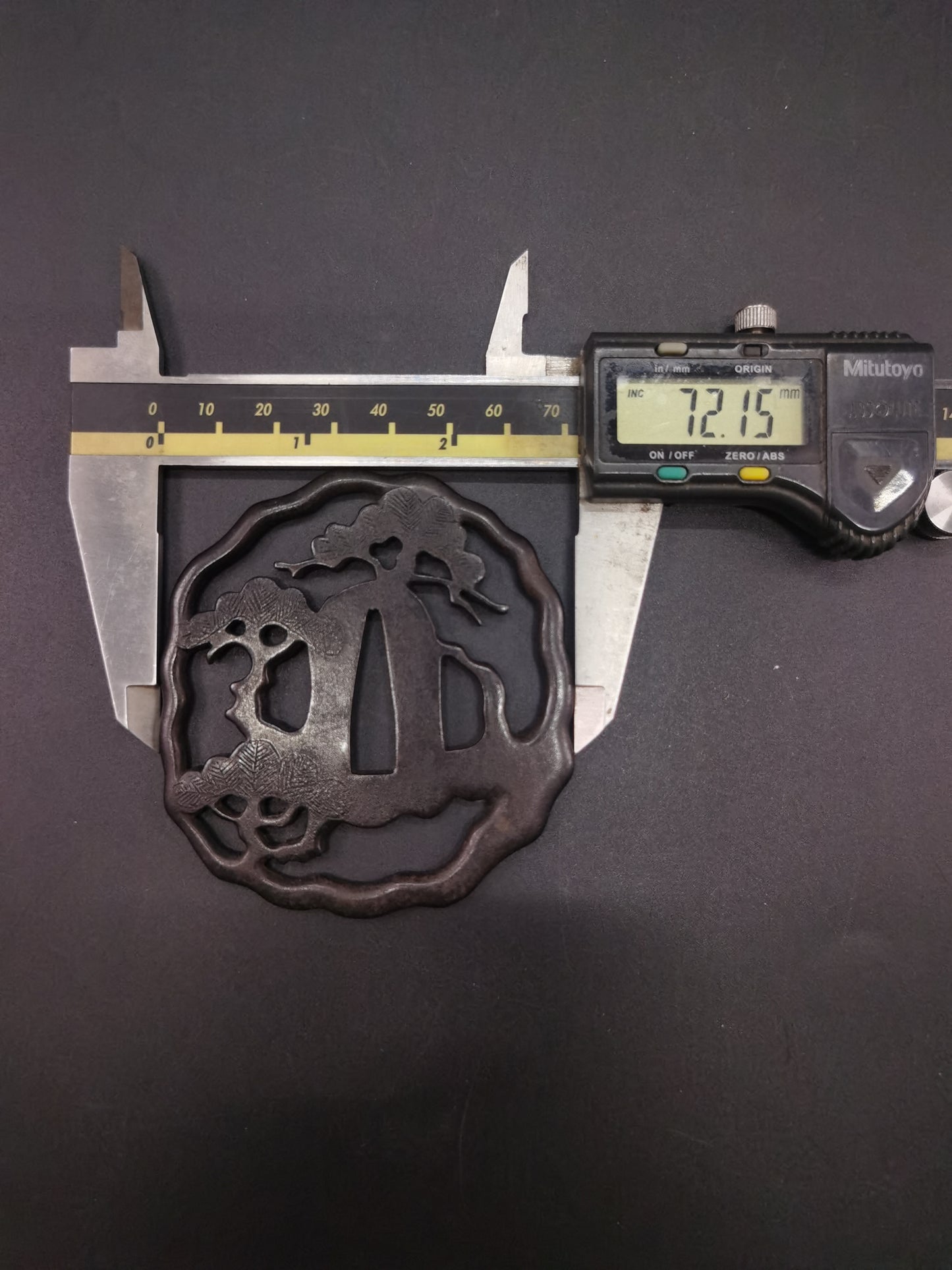 Japanese Pine Tree Tsuba for Katana and Wakziashi Edo Period Antique A213