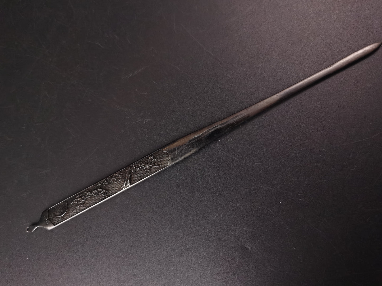 Japanese Type Mon and Cherry Blossoms Kogai for Wakzaishi and Tanto, Y160