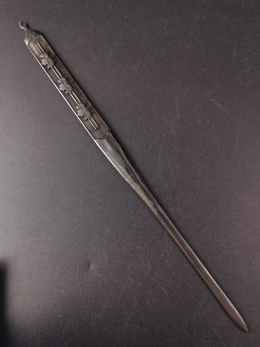 Japanese Type Kiri Mon Kogai for Wakzaishi and Tanto, Y159