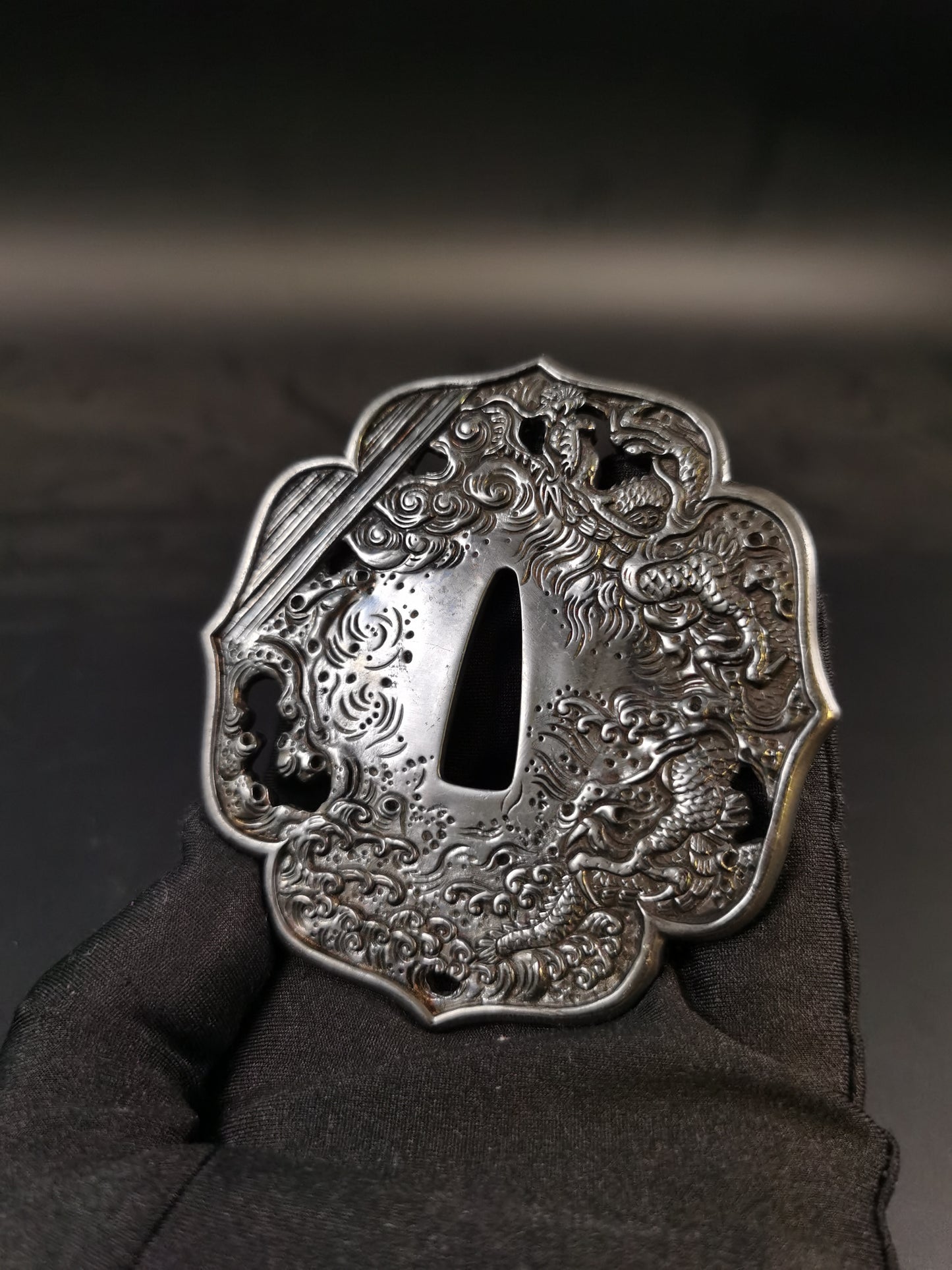Japanese Type Wave Dragon Pattern Tsuba for Tachi and Hand-Tachi, Y165