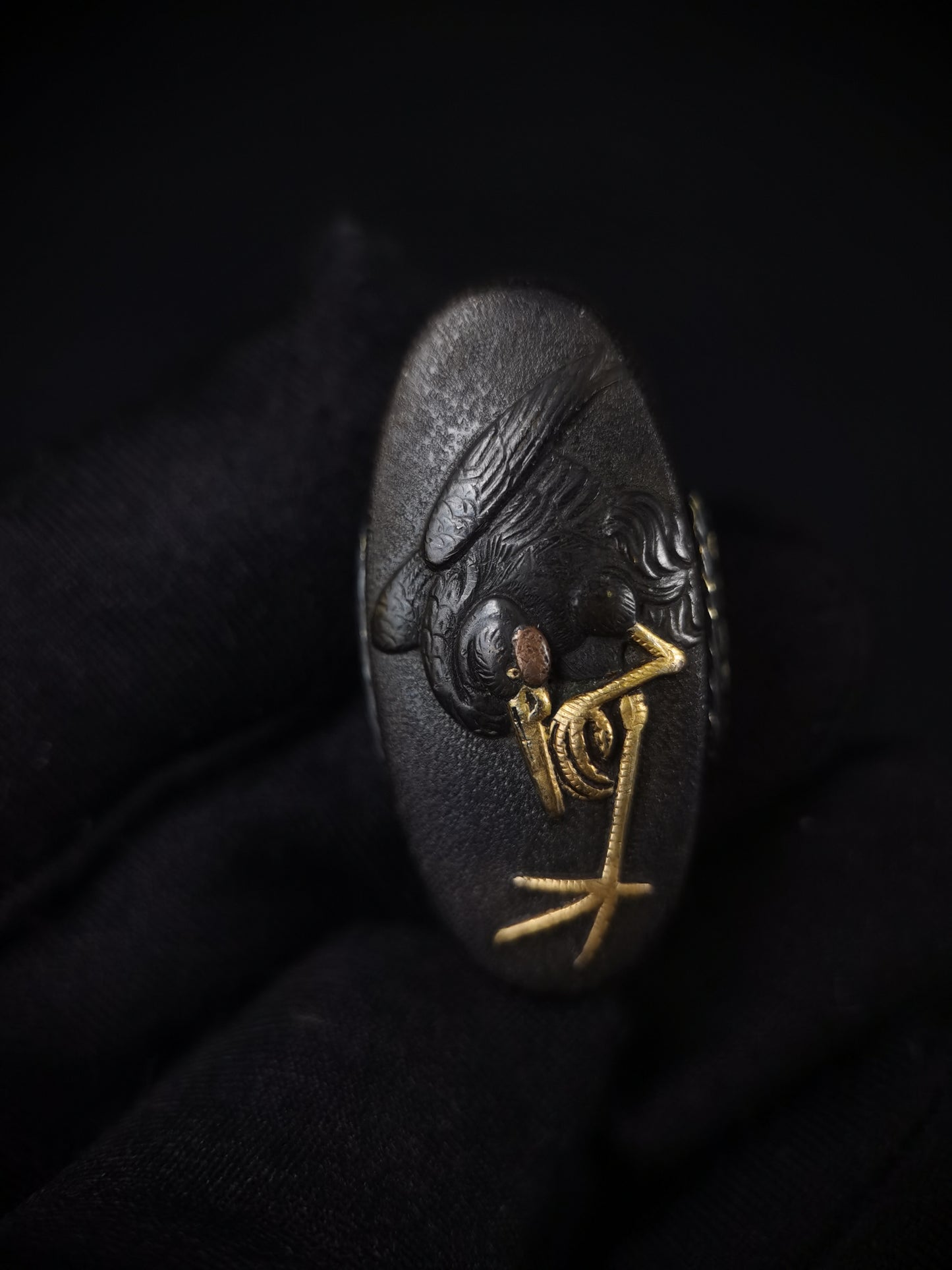 Japanese Crane Pattern Fuchi Kashira for Katana and Wakziashi Edo Period Antique B099