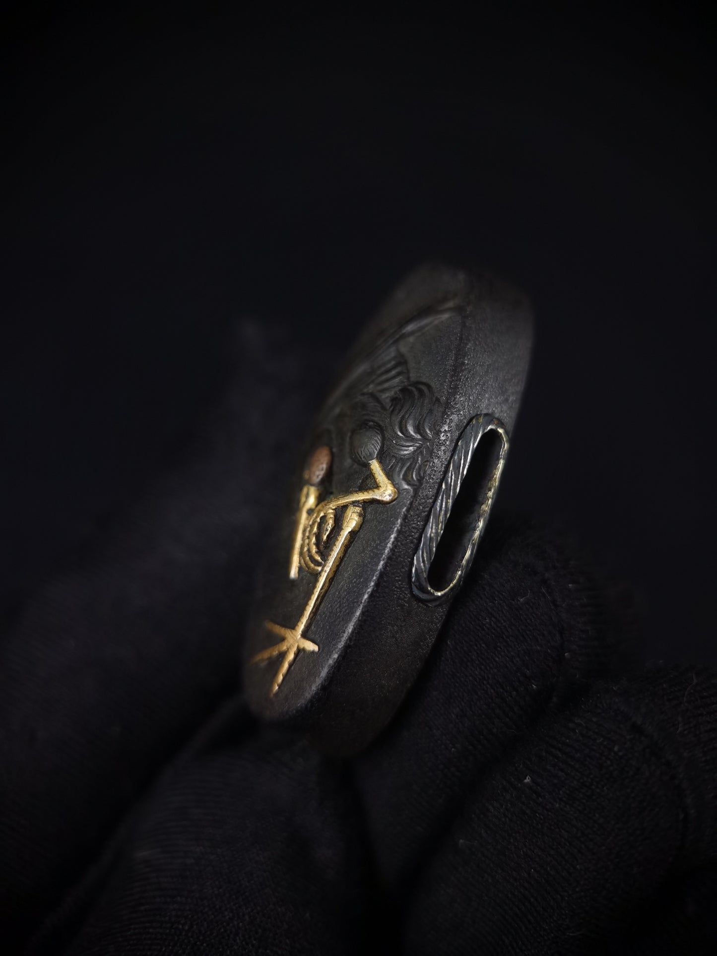 Japanese Crane Pattern Fuchi Kashira for Katana and Wakziashi Edo Period Antique B099