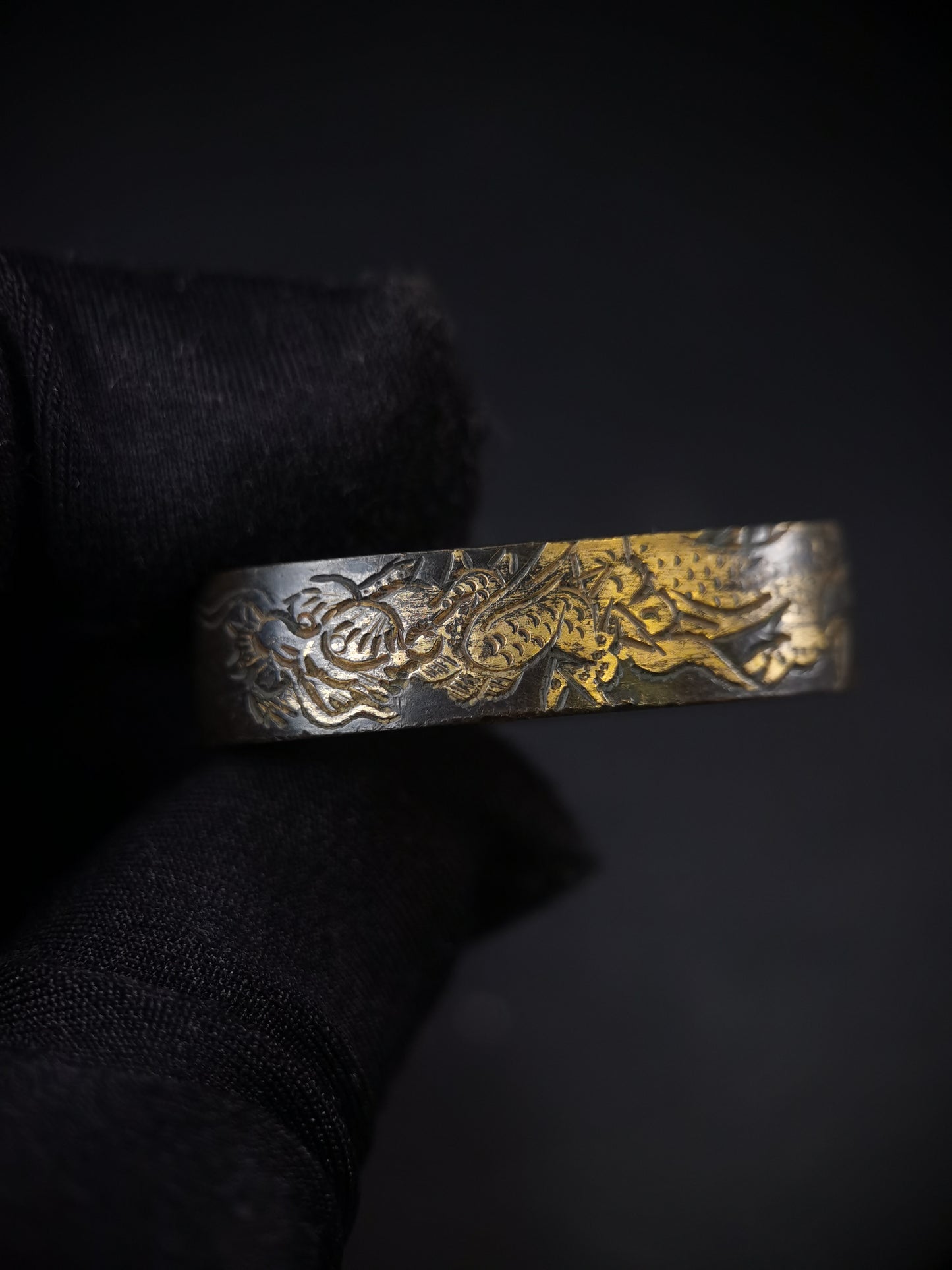 Japanese Dragon Fuchi & Kashira for Katana and Wakziashi Edo Period Antique B104