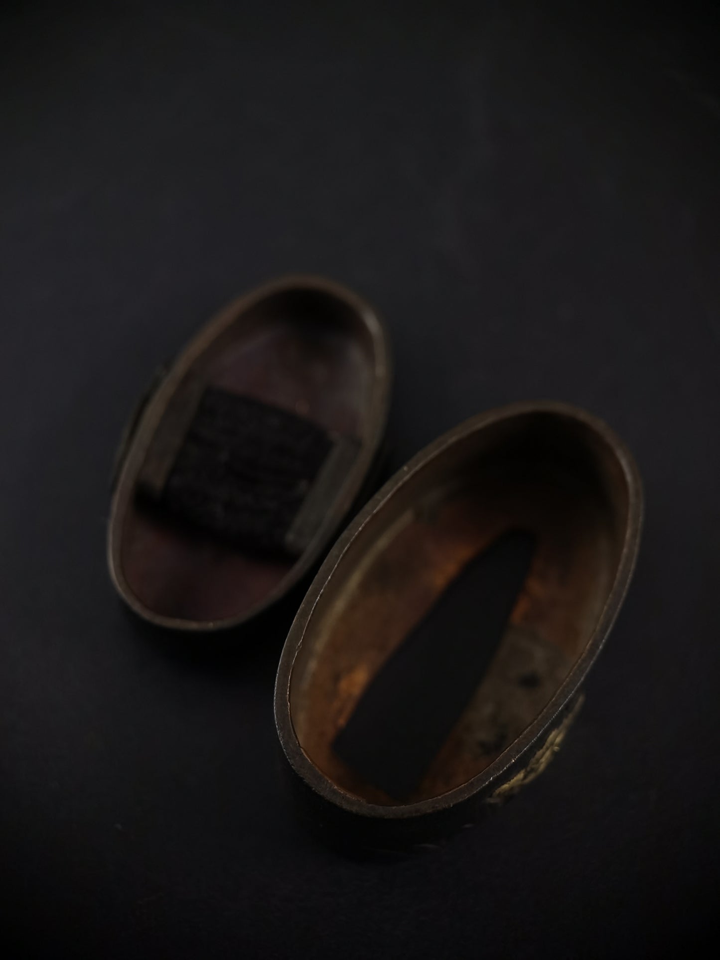 Japanese Peony Fuchi & Kashira for Katana and Wakziashi Edo Period Antique B108