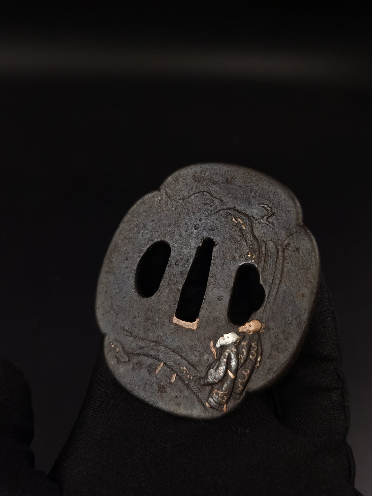Japanese Sages Pattern Tsuba for Katana and Wakziashi Edo Period Antique A249