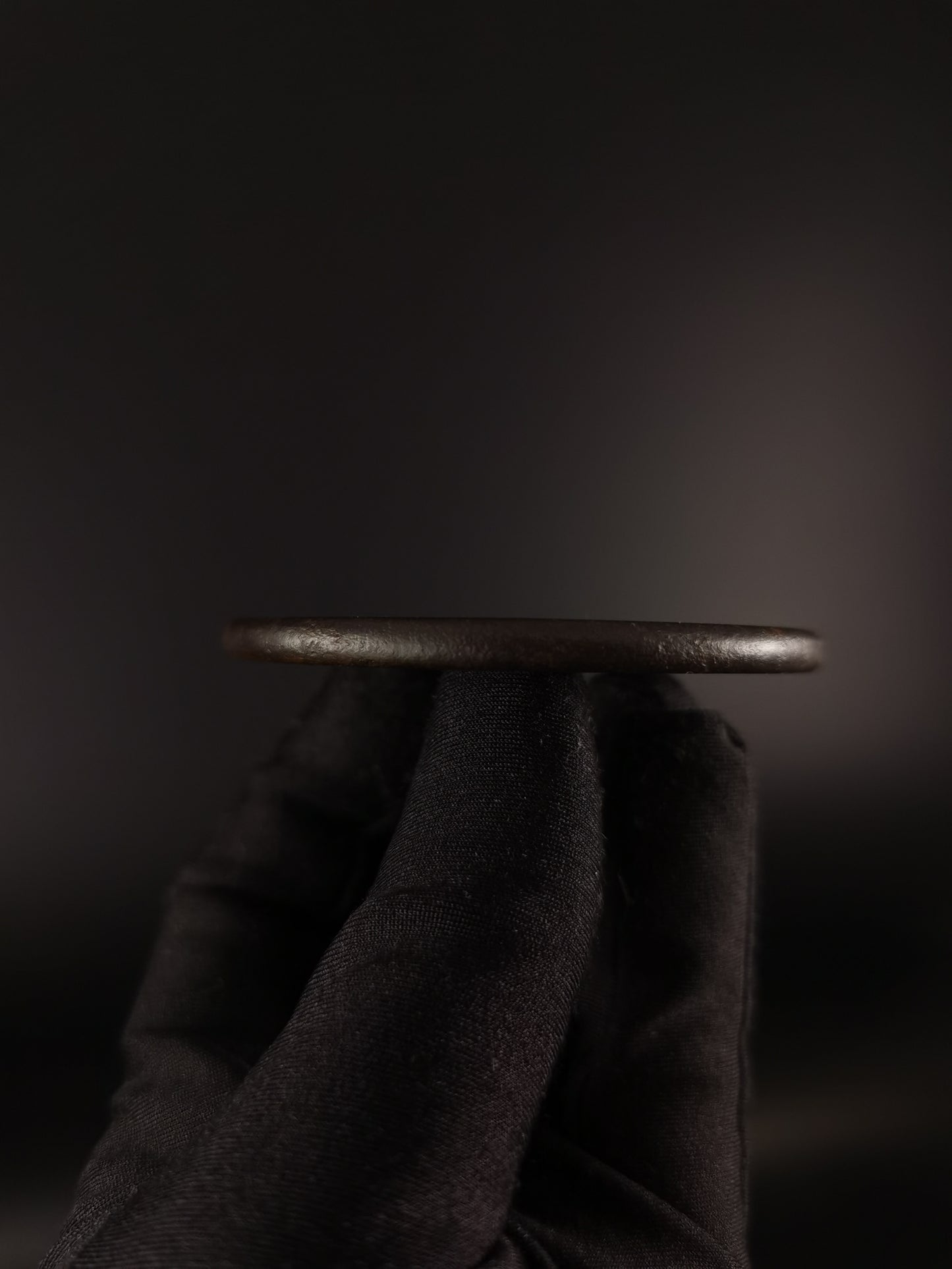 Japanese Kiri Mon Sukashibori Tsuba for Wakziashi Edo Period Antique A251