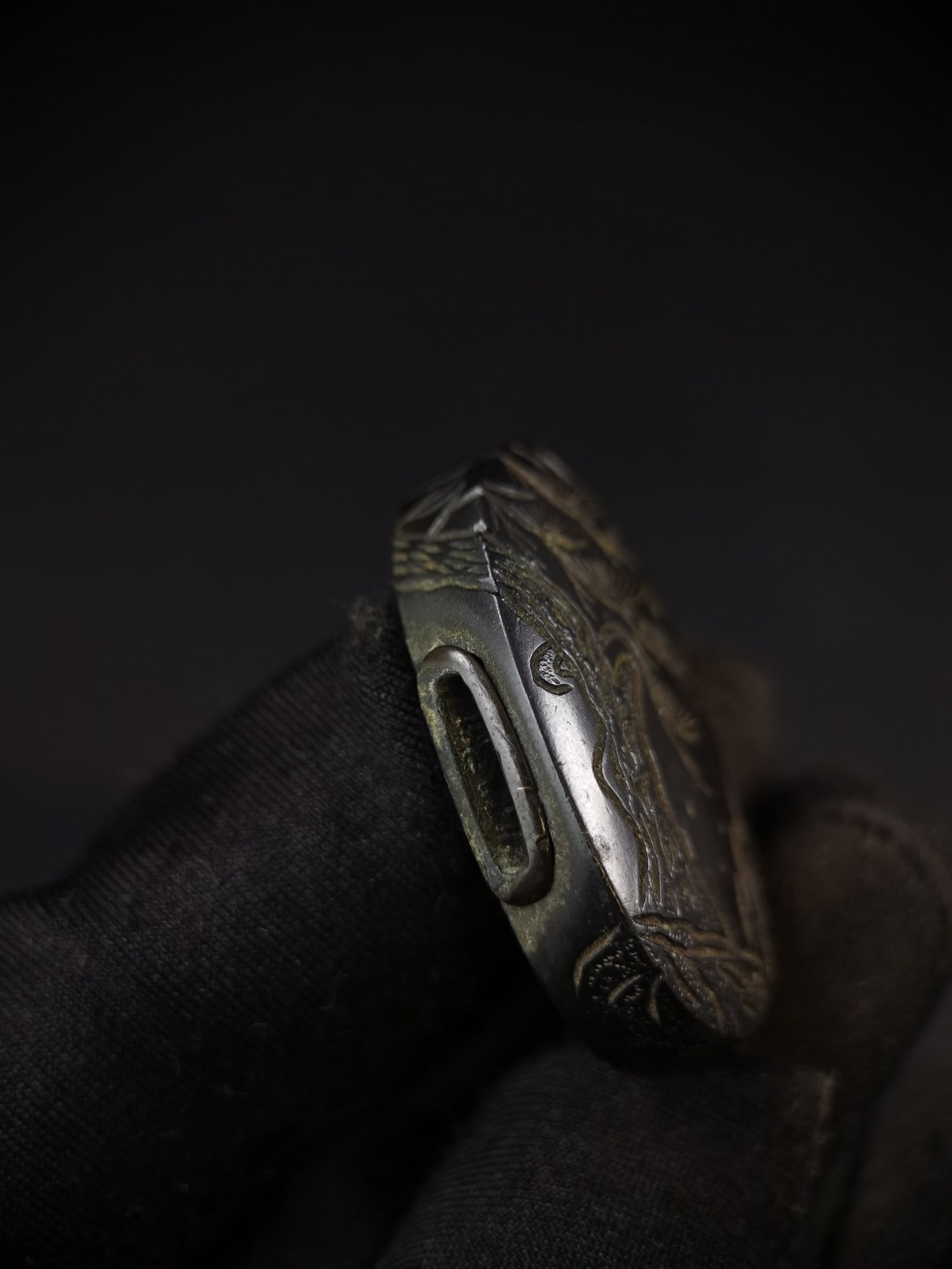 Japanese Type Pine tree Fuchi & Kashira for Wakziashi and Tanto Edo Period Antique B118