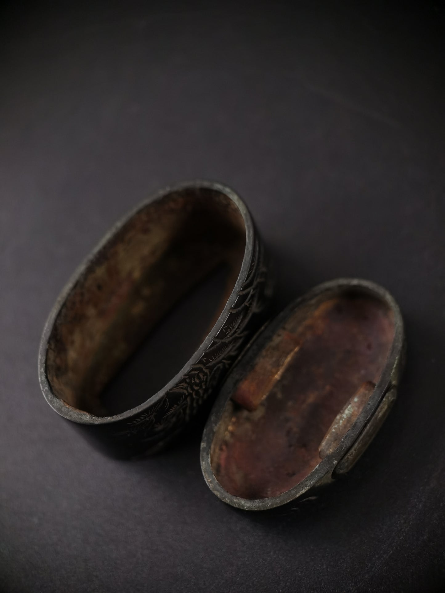 Japanese Type Pine tree Fuchi & Kashira for Wakziashi and Tanto Edo Period Antique B118
