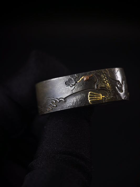 Japanese Pine Tree Pattern Pattern Single Fuchi for Katana Wakziashi Edo Period Antique F166
