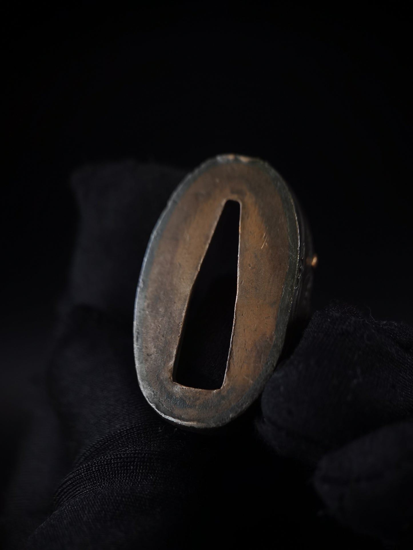 Japanese Pine Tree Pattern Pattern Single Fuchi for Katana Wakziashi Edo Period Antique F166