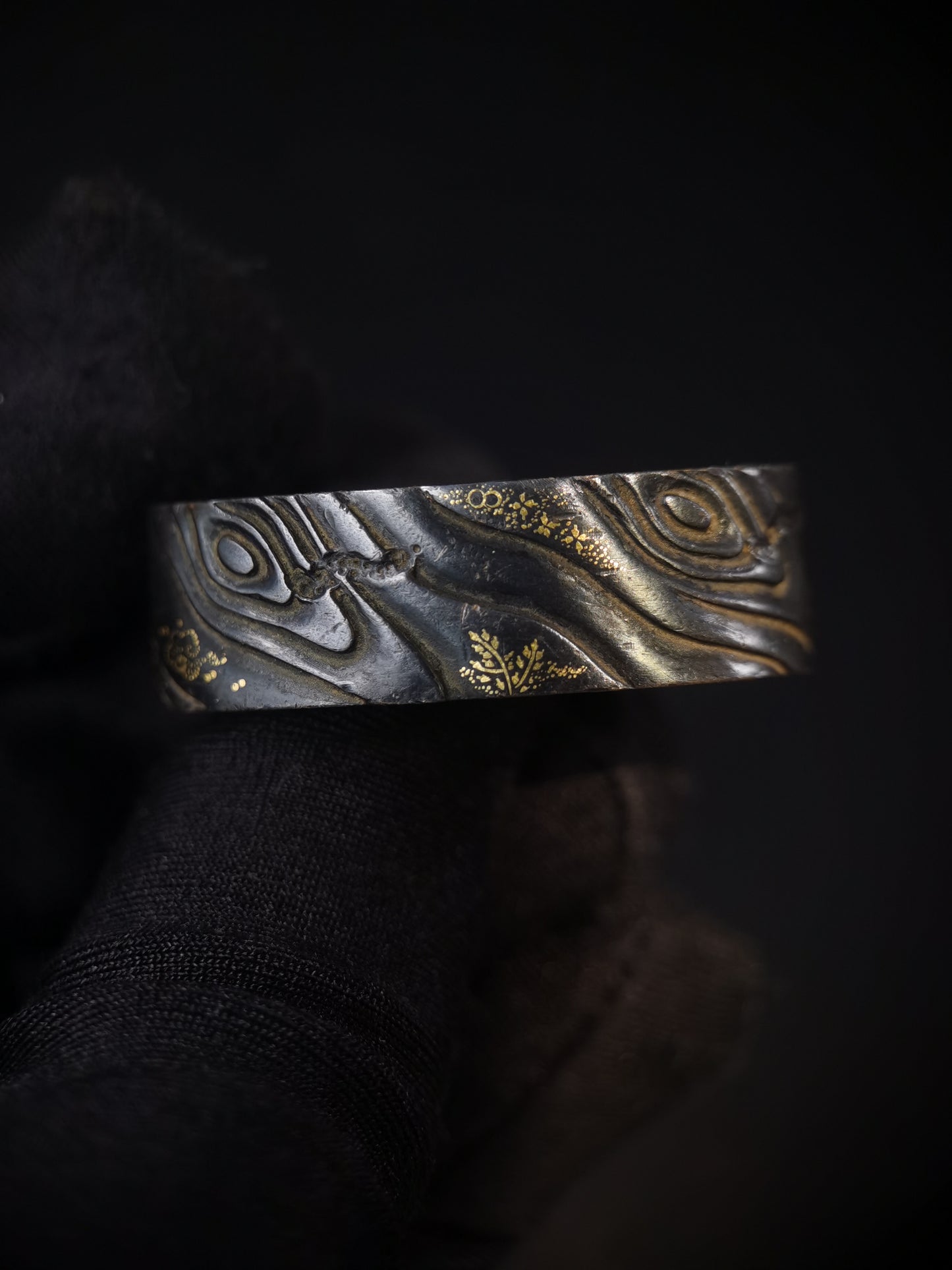 Japanese Wood grain Pattern Pattern Single Fuchi for Katana Wakziashi Edo Period Antique F169