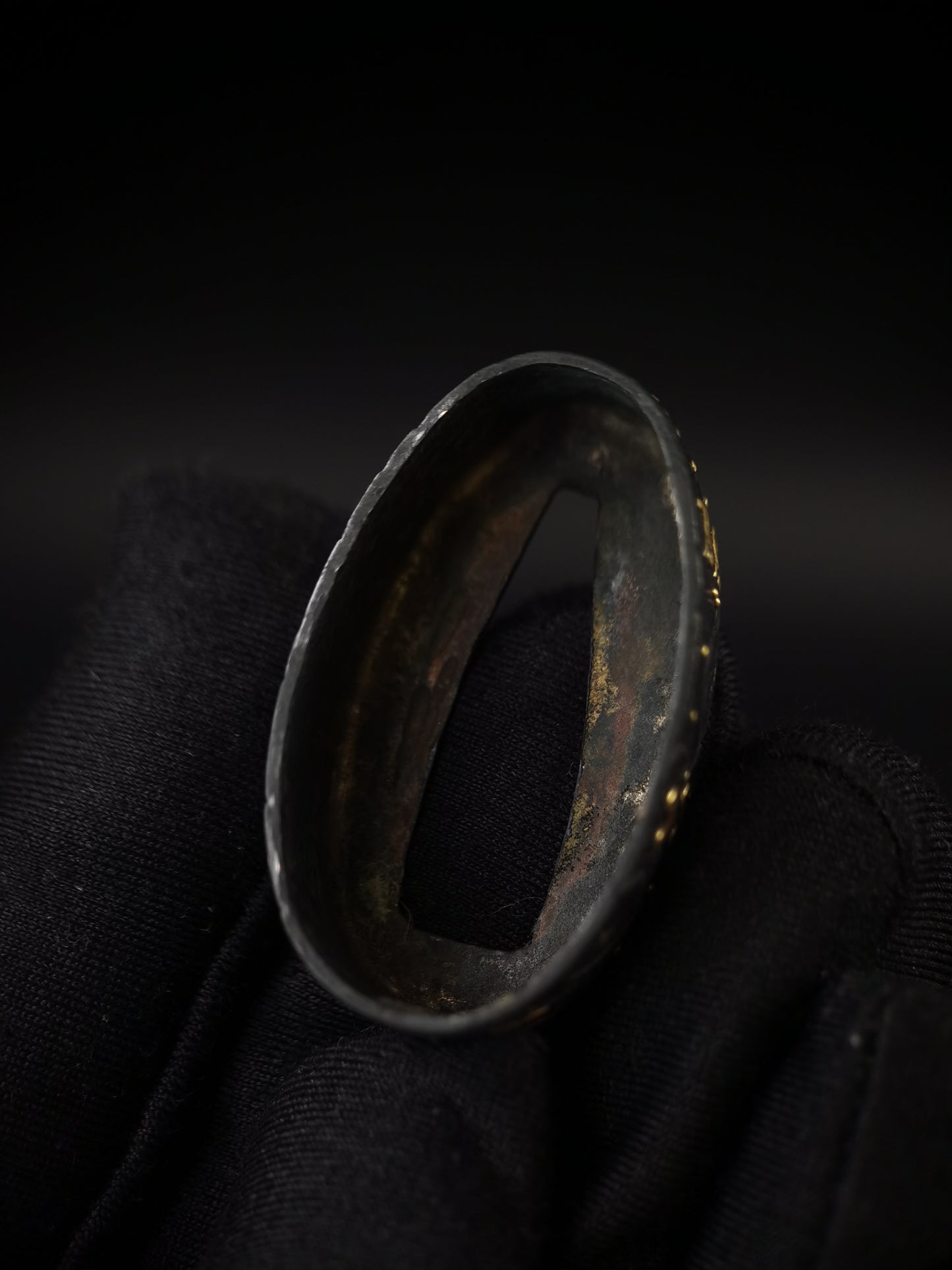 Japanese Wave Pattern Pattern Single Fuchi for Katana Wakziashi Edo Period Antique F171
