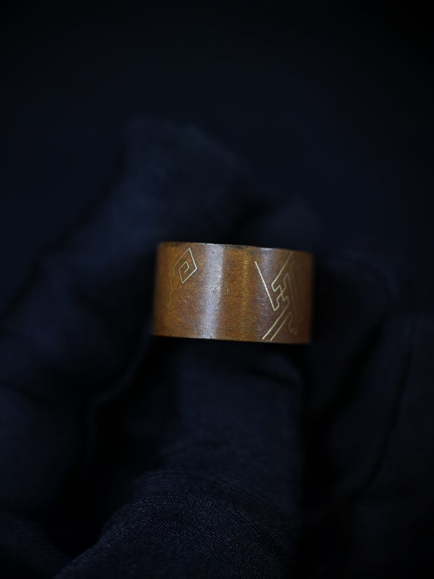 Japanese Geometric Lightning Pattern Pattern Single Fuchi for Katana Wakziashi Edo Period Antique F175