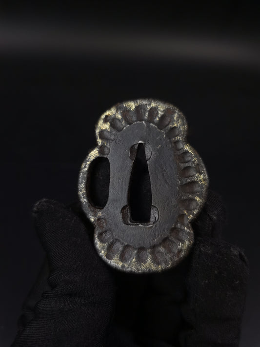 Japanese Antique Plain Tsuba for Tanto Edo Period A261